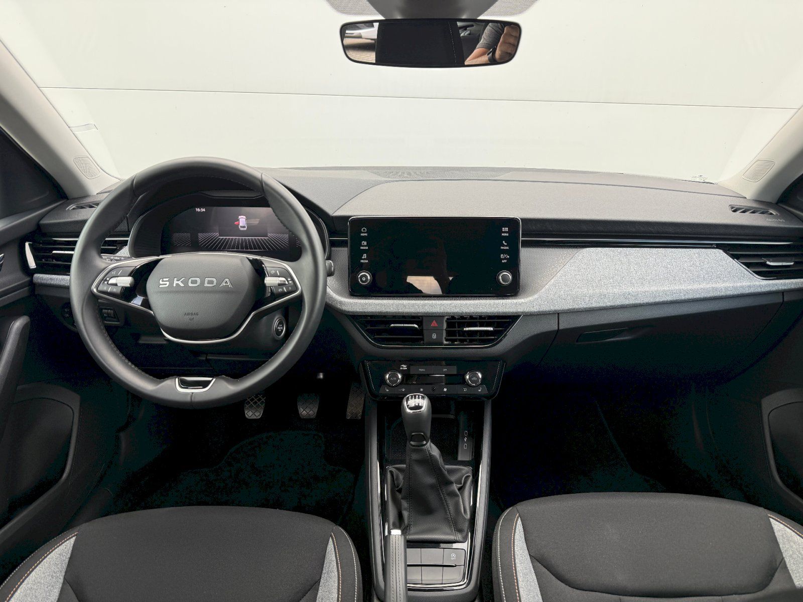 Škoda Scala, 1.0 TSI 85 kW Selection - fotka 5