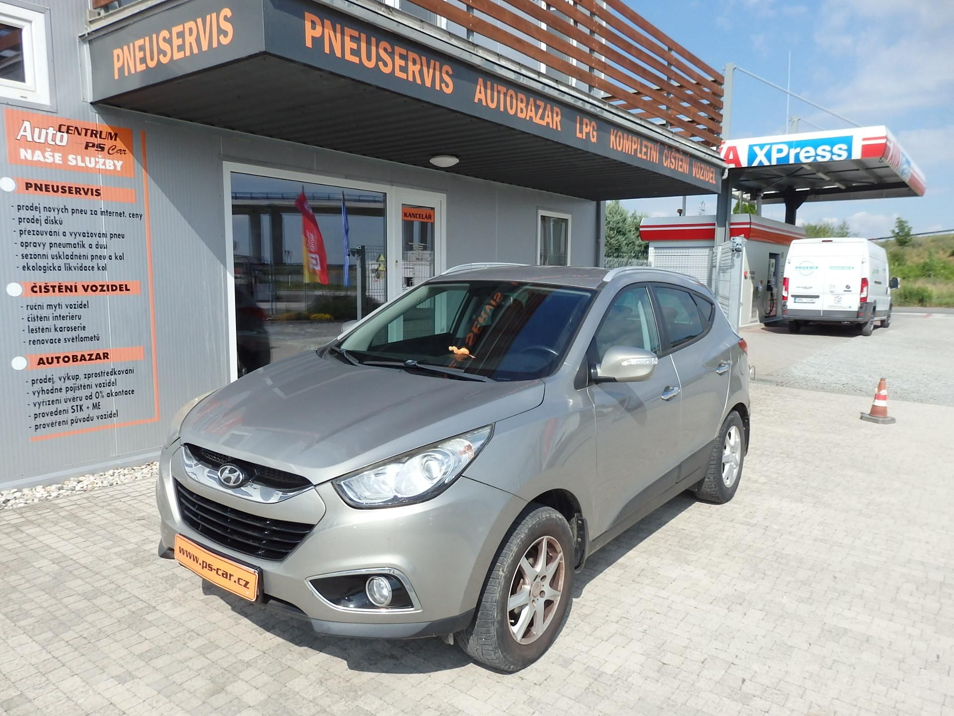 Hyundai ix35, 2.0 16V DIGI. KLIMA,4X4, ZÁVĚS