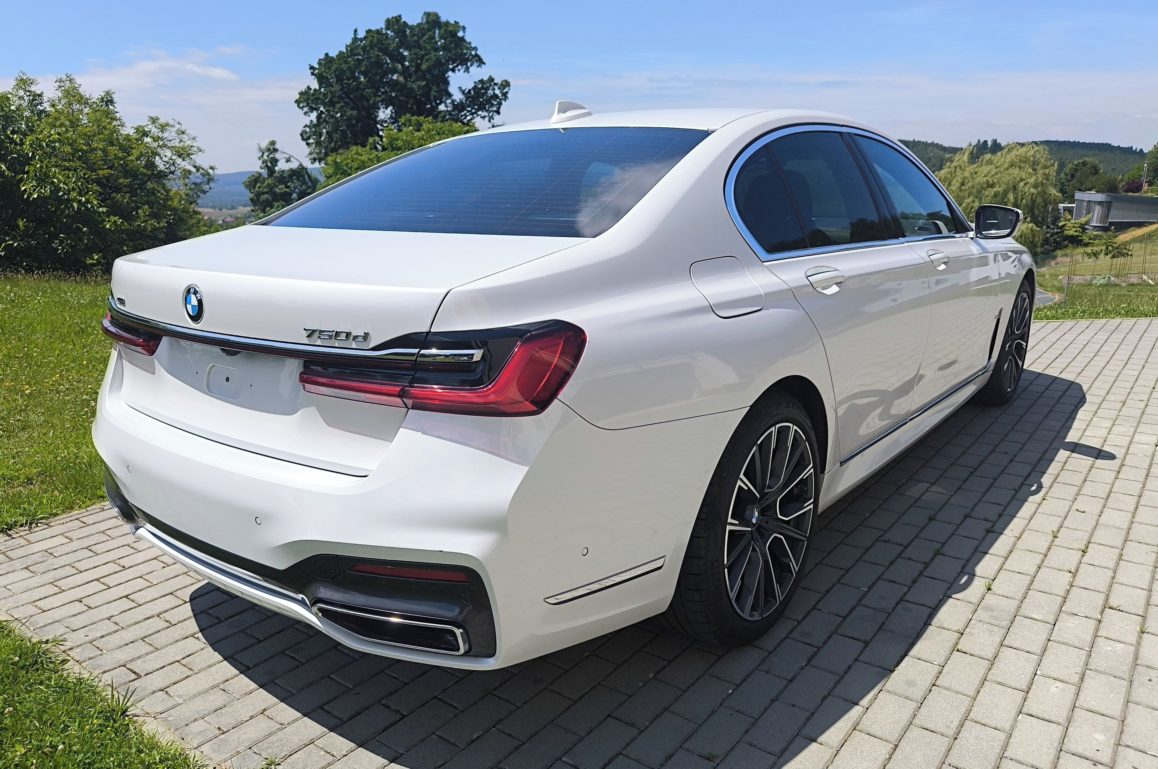 BMW Řada 7, 750D xDrive 294KW *Odpočet DPH - fotka 6