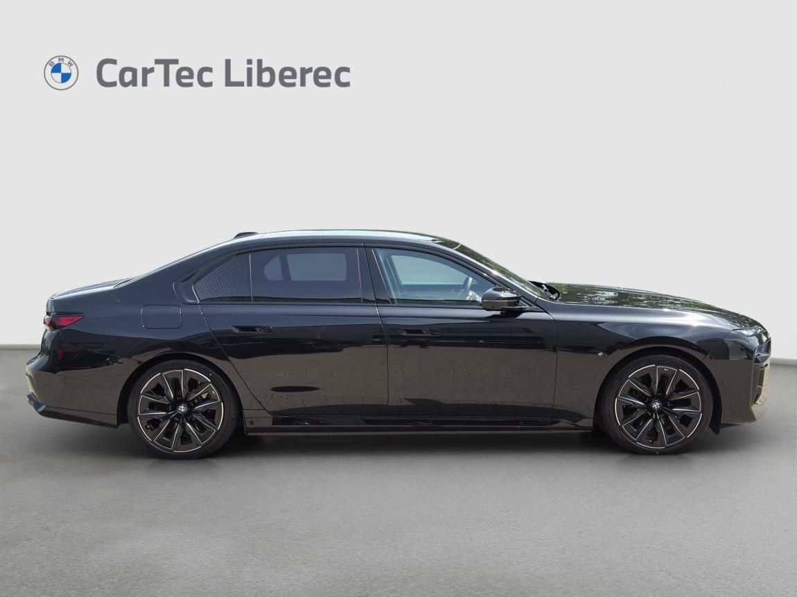 BMW Řada 7, M760e xDrive Sedan - fotka 5