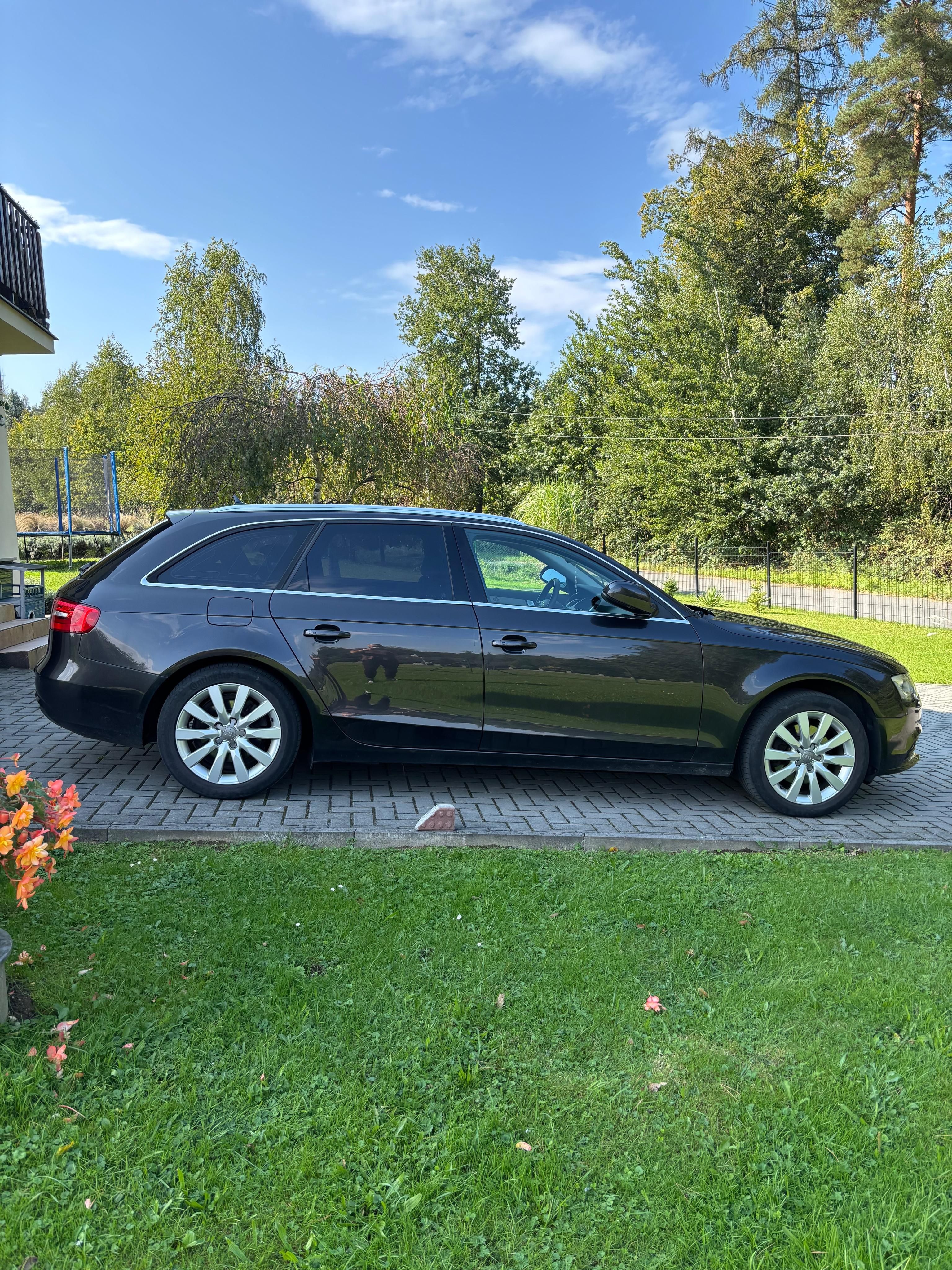Audi A4 Avant, CZ, Quattro 2.0 TDI 130 kW - fotka 3
