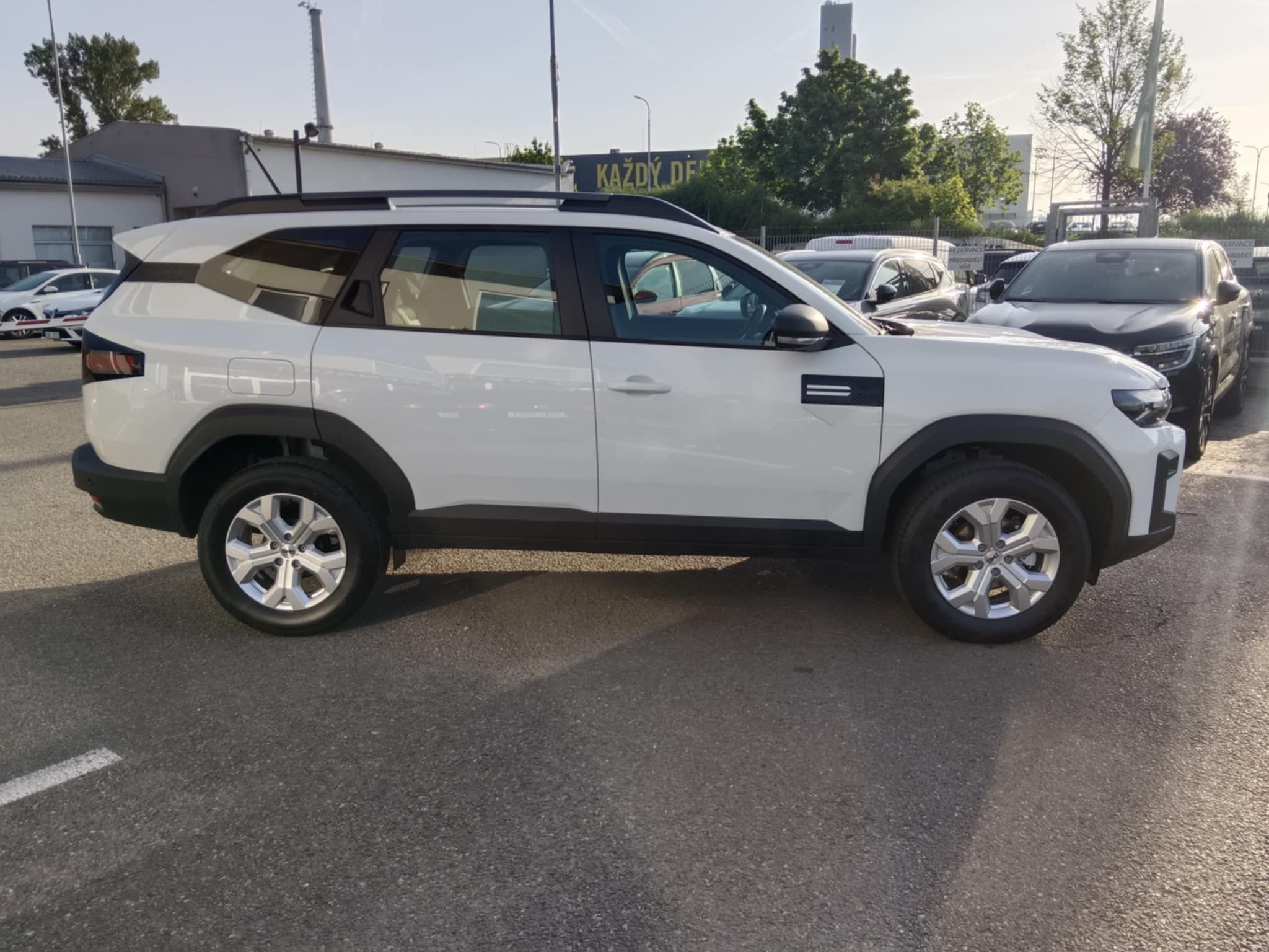 Dacia Bigster, essential mild hybrid-G 140 - fotka 3