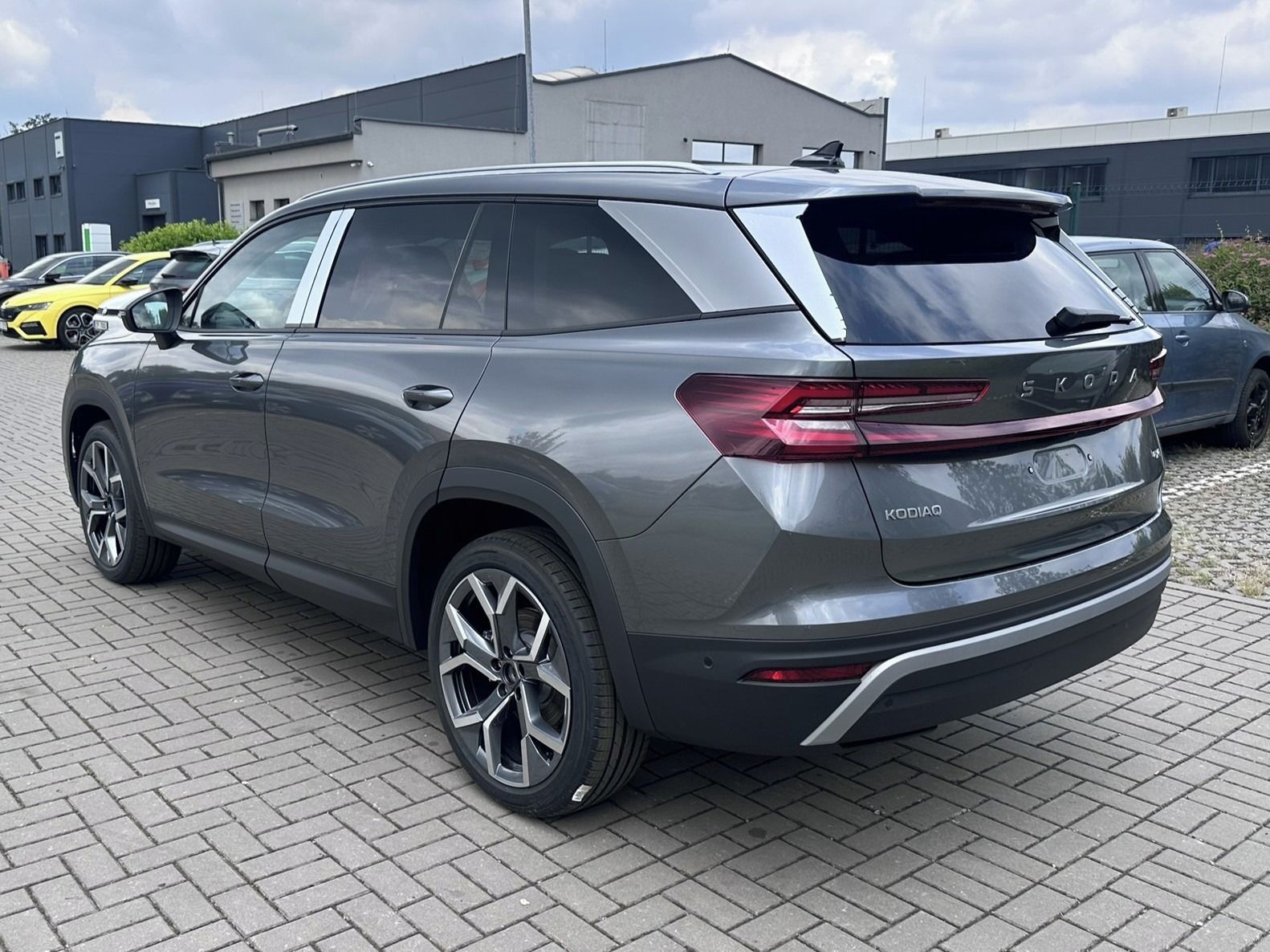 Škoda Kodiaq, Excl. Selection TDI 142 kW 4x4 - fotka 3