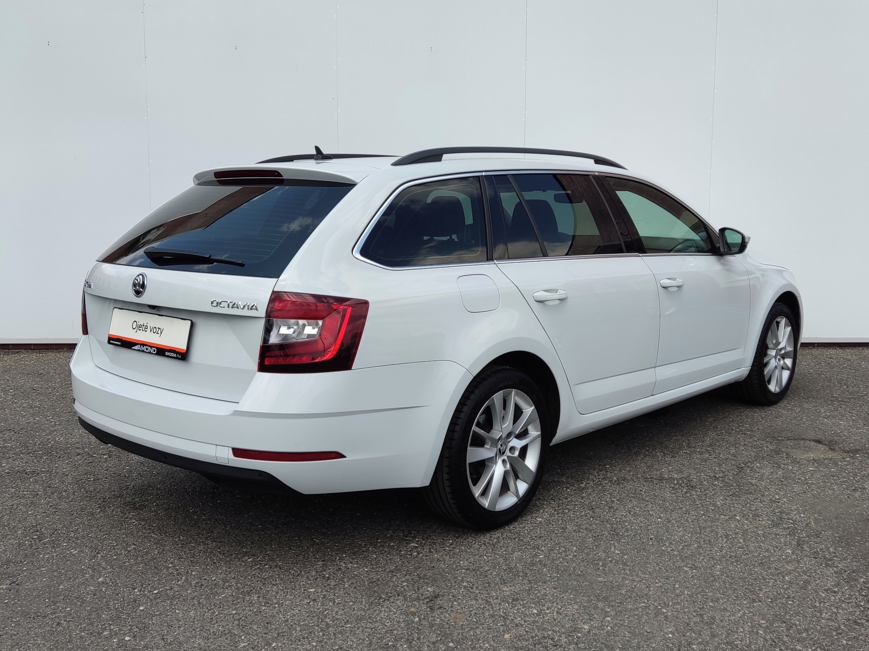 Škoda Octavia, 1.4 TSI 110 kW DSG Style Plus - fotka 2