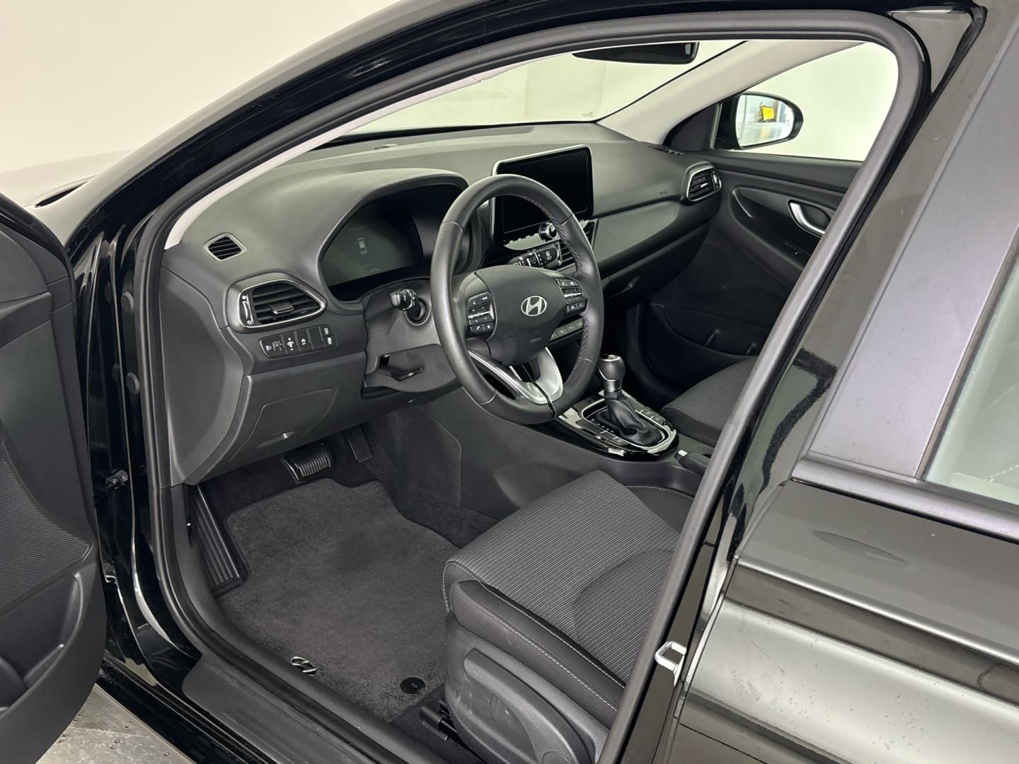 Hyundai i30, 1.5 T-GDI / 103 kW Smart DCT - fotka 6