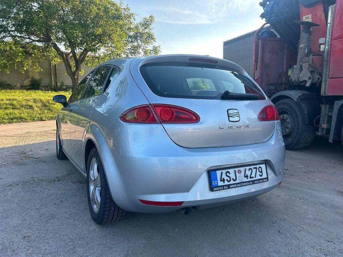 Seat Leon, 1.9TDI,77kW,2008,klima,el okna - fotka 4