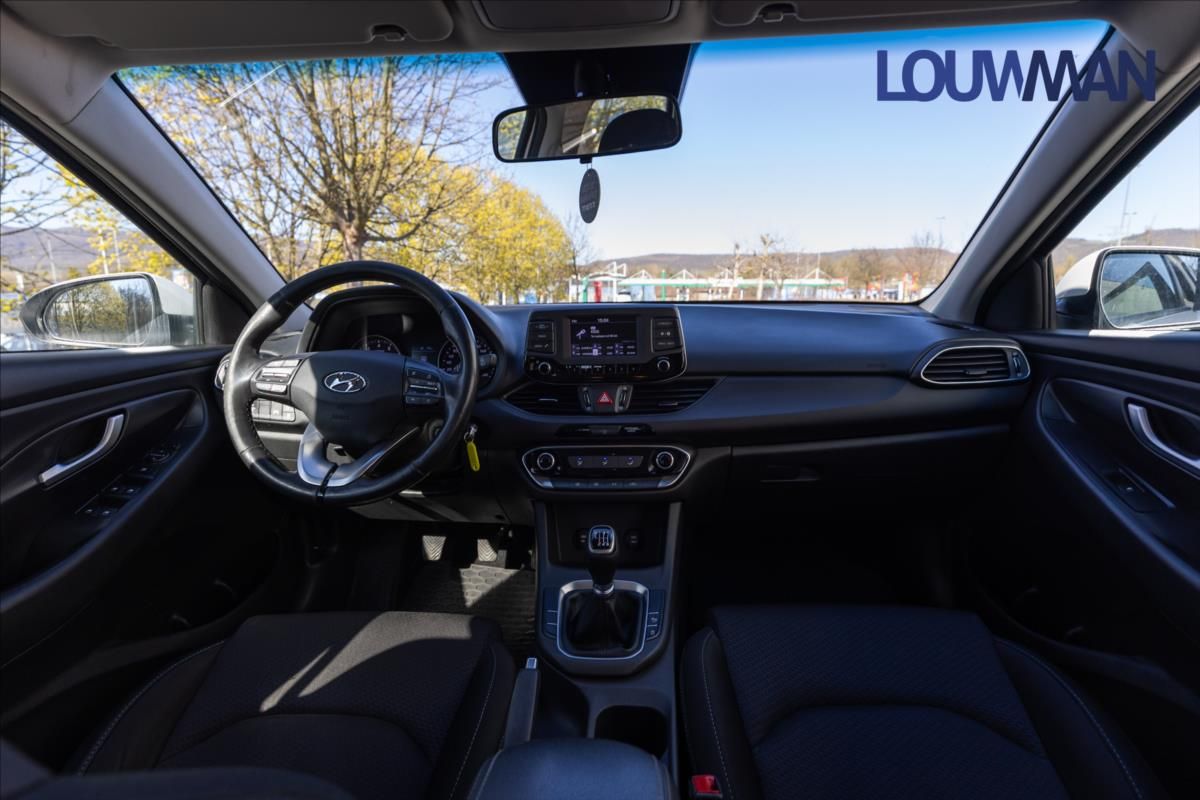 Hyundai i30, 1,4 T-GDI Trikolor - fotka 5