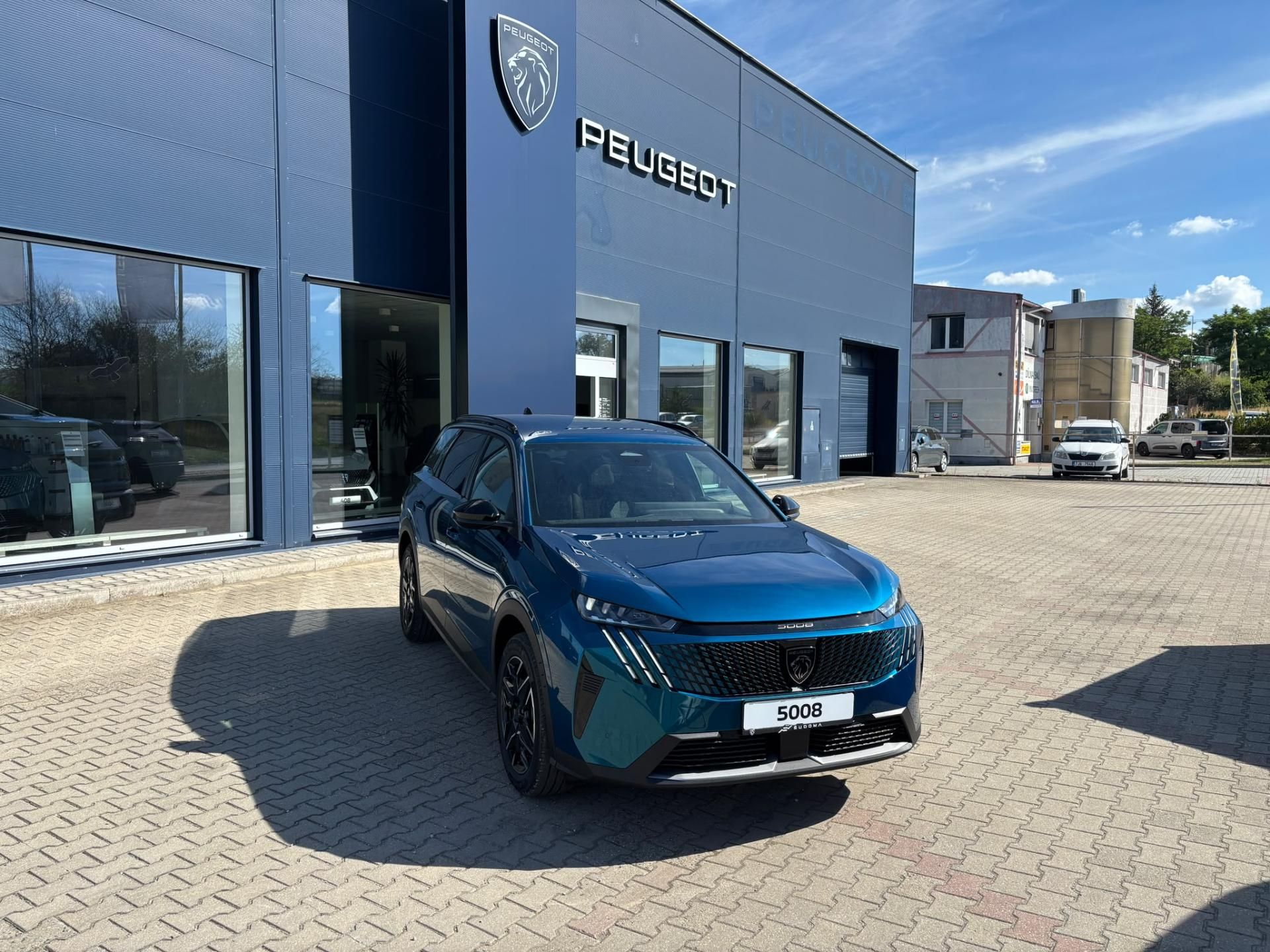 Peugeot 5008, GT Hybrid 145 e-DCS6