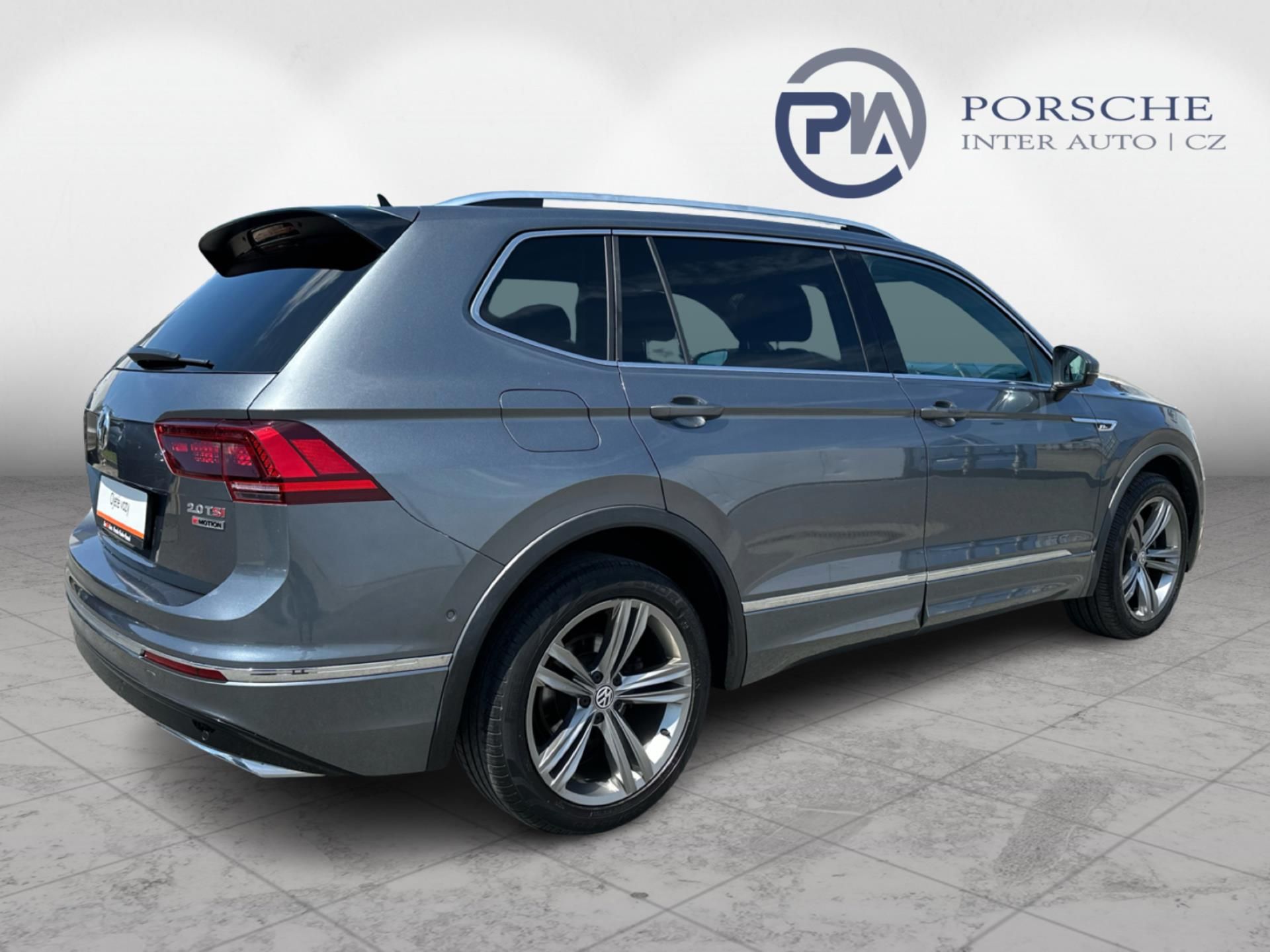 Volkswagen Tiguan Allspace, R-Line Allmotion 162kW DSG - fotka 6