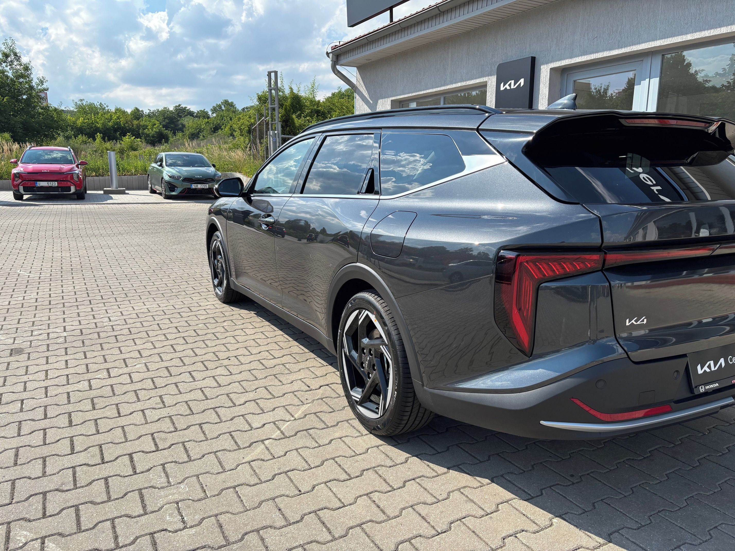 Kia K4, 1,6 T-GDI 7DCT TOP 110KW - fotka 5