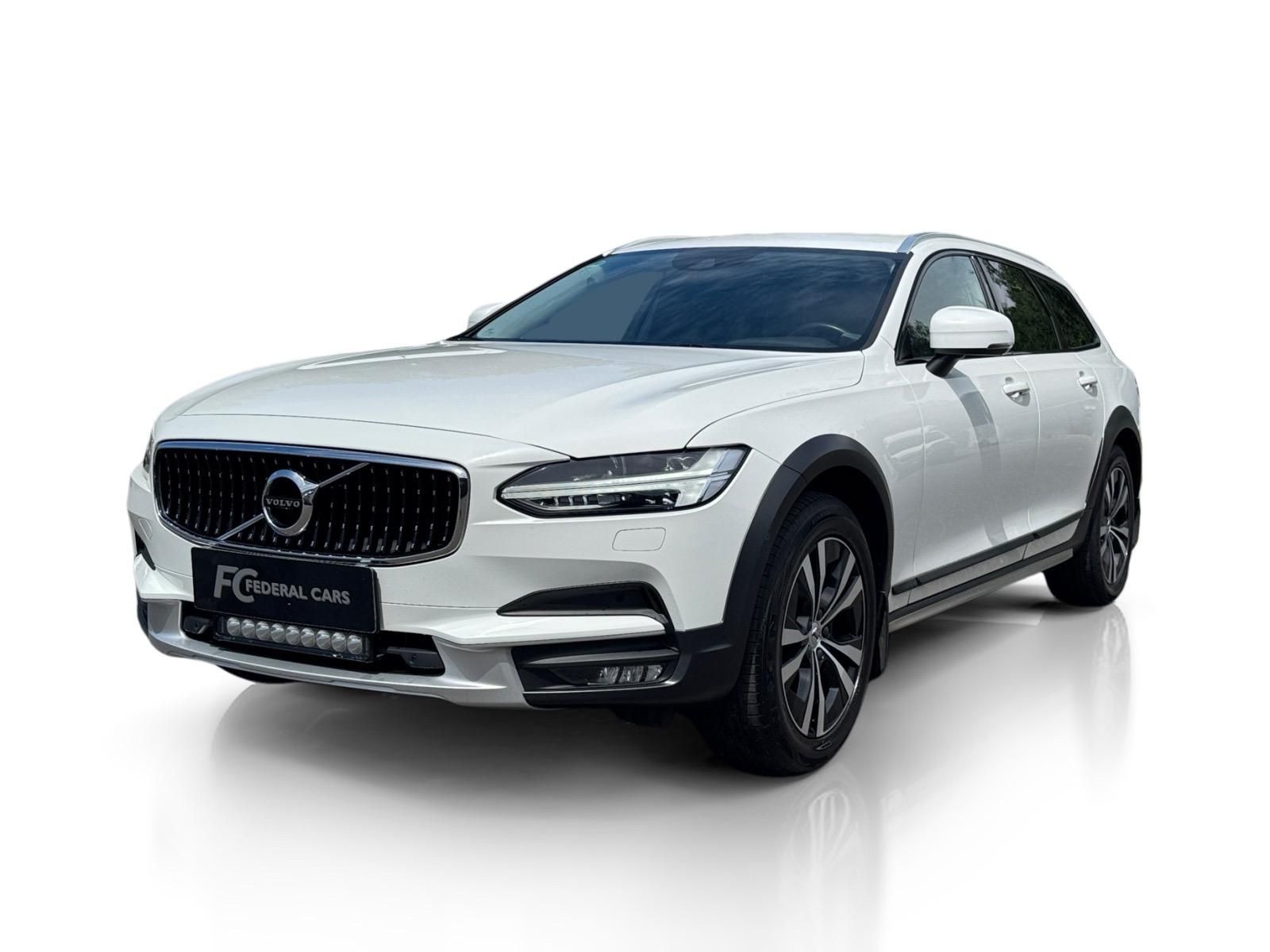 Volvo V90, CC D4 AWD // TZ // pneu //