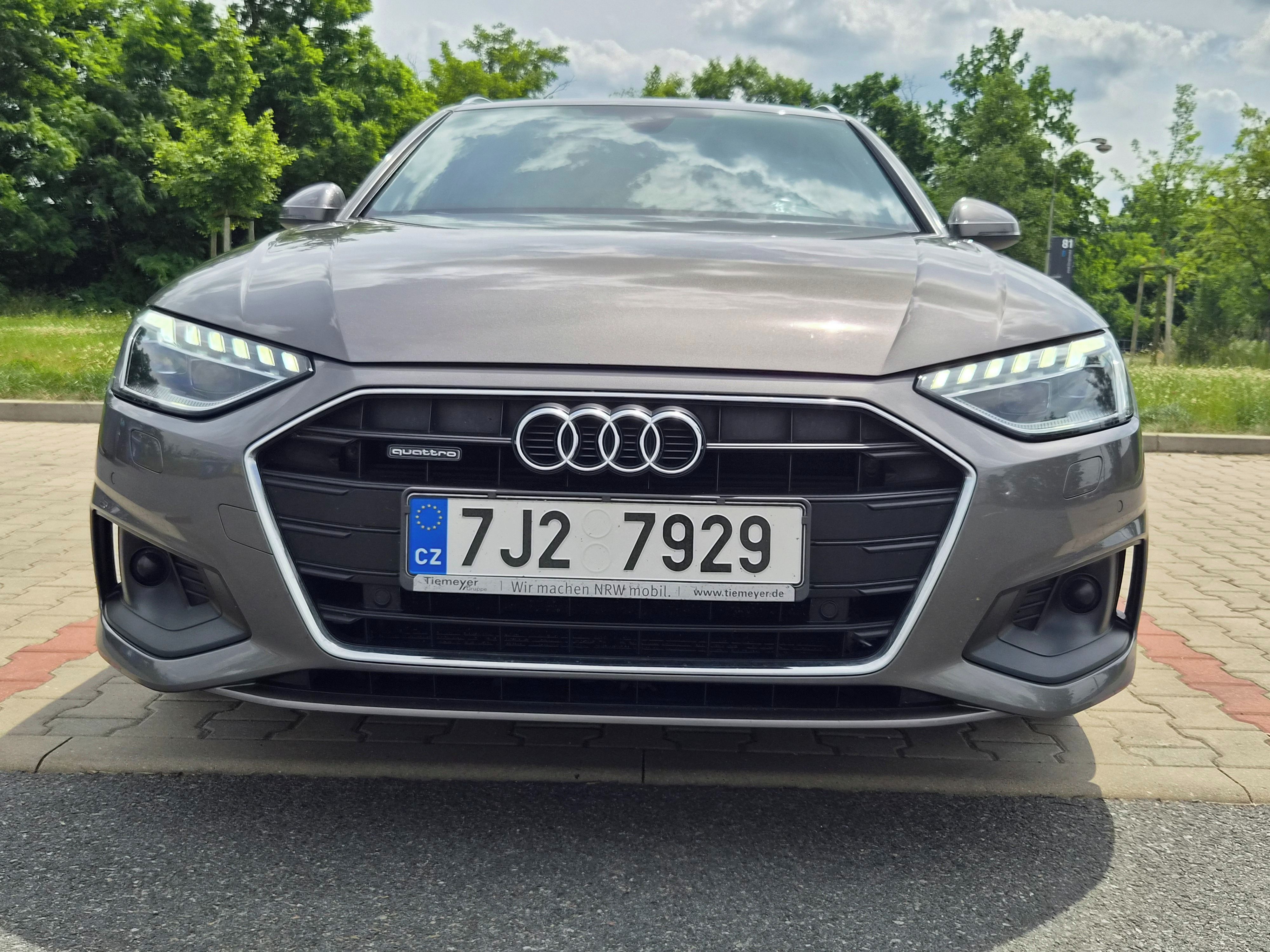 Audi A4 Avant, 40 TDI quattro Stronic Sline - fotka 2