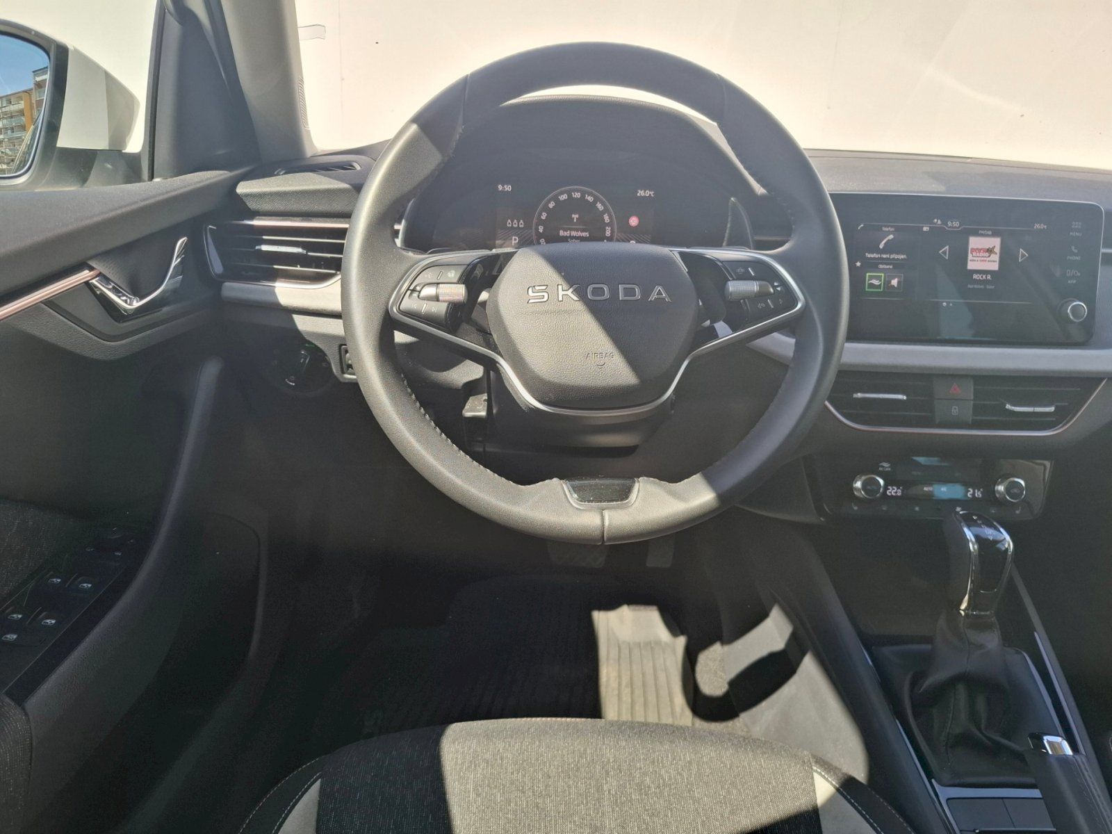 Škoda Scala, 1.0 TSI 85kW Top Selection DSG - fotka 5