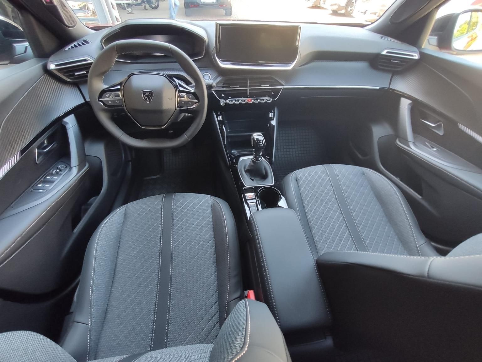 Peugeot 2008, ALLURE 1.2 TURBO 100k 2xkamera - fotka 2