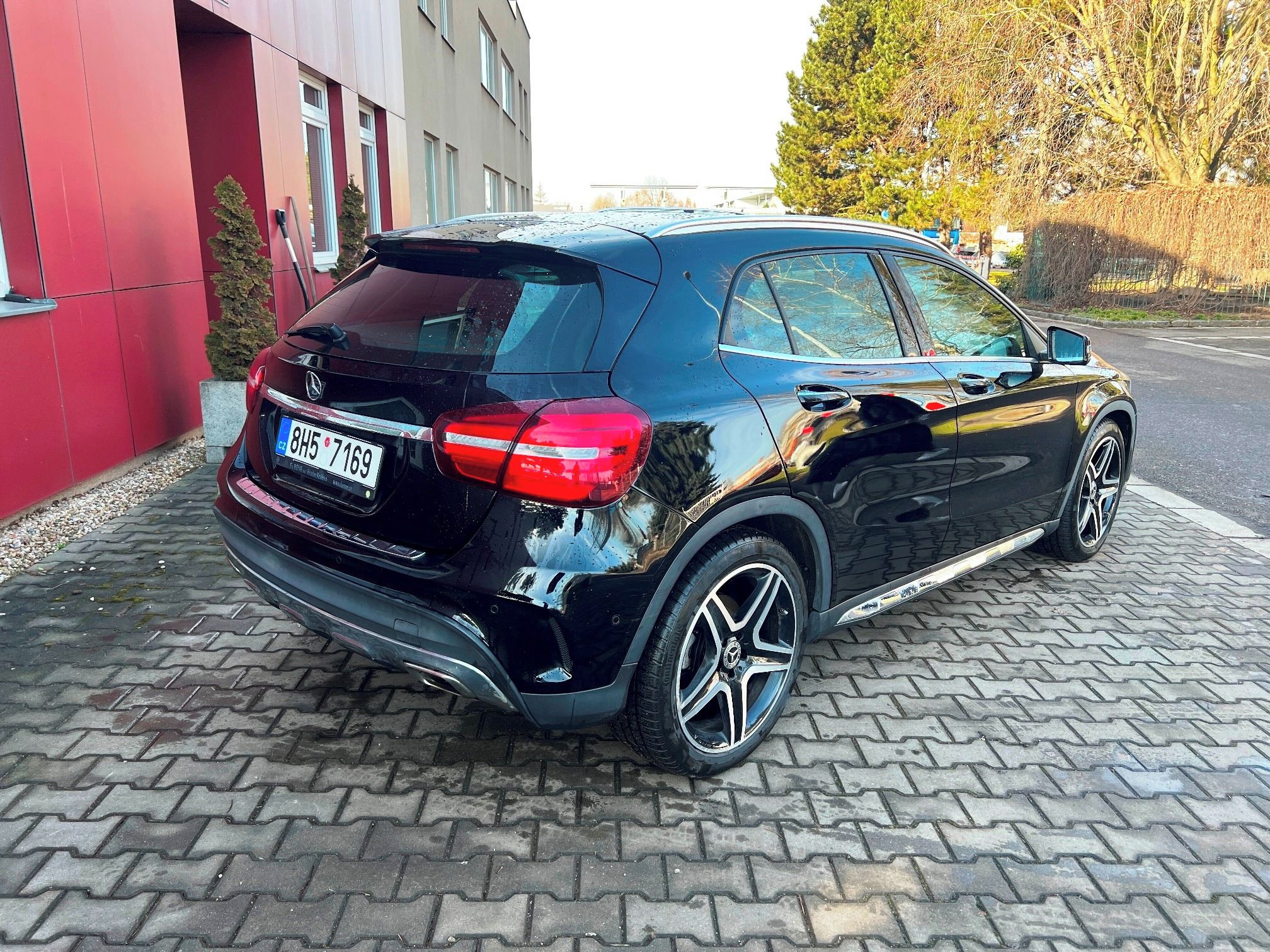 Mercedes-Benz GLA - fotka 5