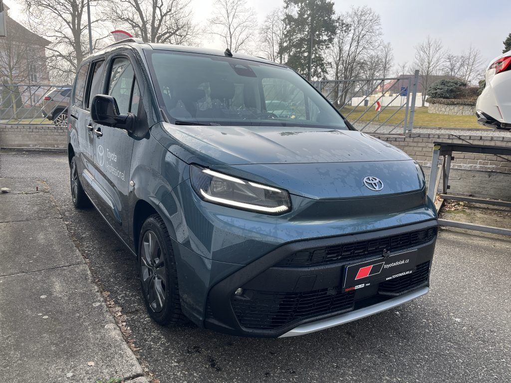 Toyota Proace City Verso, 1,5 D AT Family LWB - fotka 3