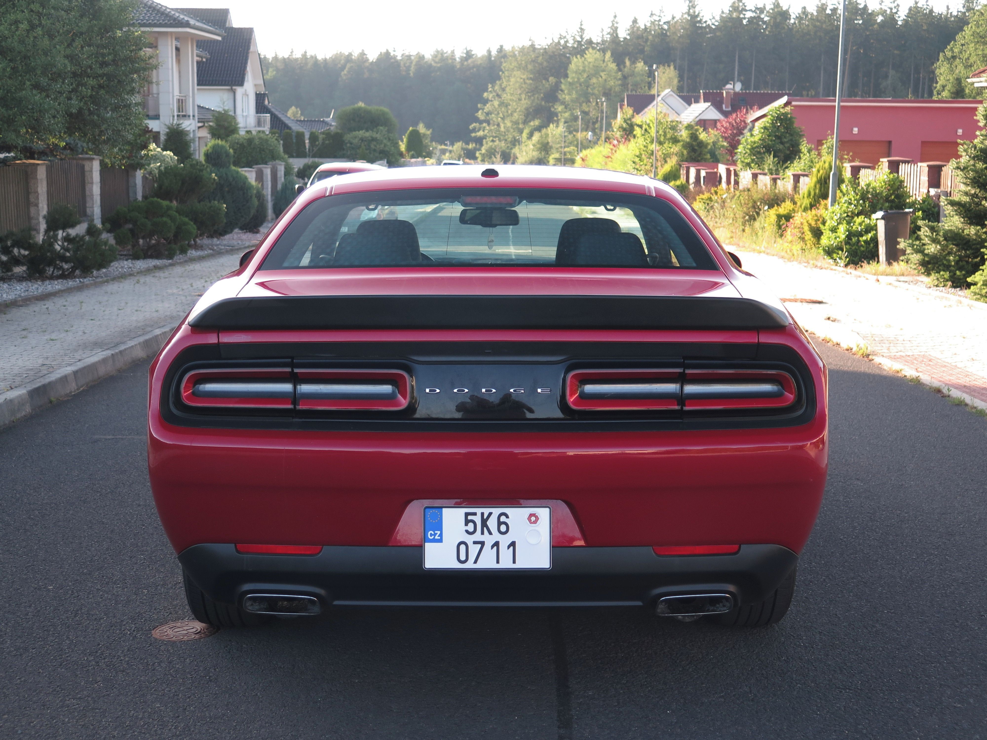 Dodge Challenger, 3.6 V6 - KRÁSNÝ STAV - DPH - fotka 5