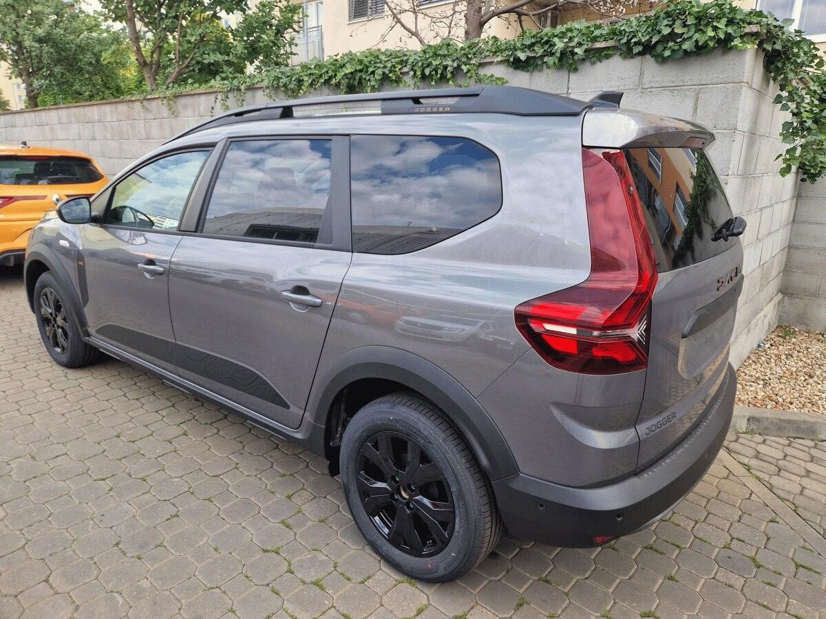 Dacia Jogger, Extreme hybrid 155 5 míst - fotka 2