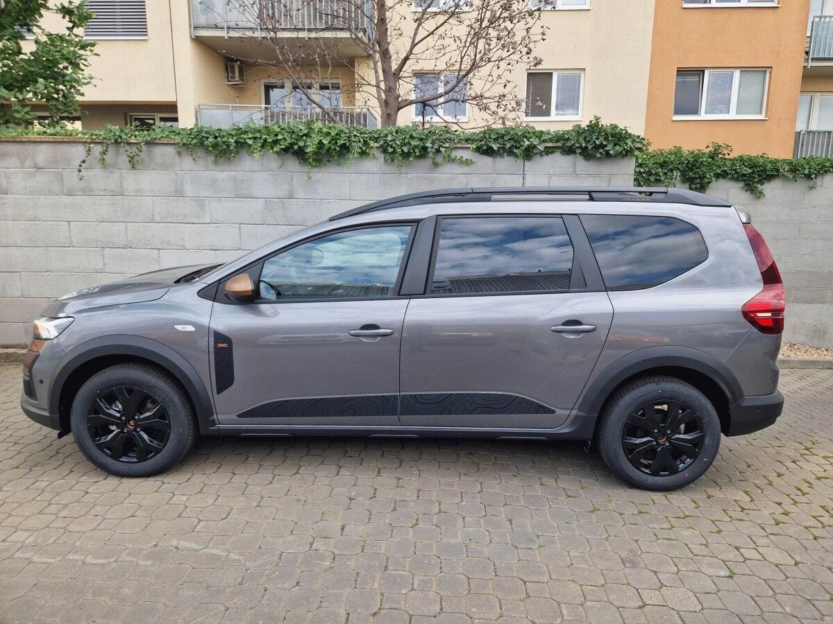 Dacia Jogger, Extreme hybrid 155 5 míst - fotka 3