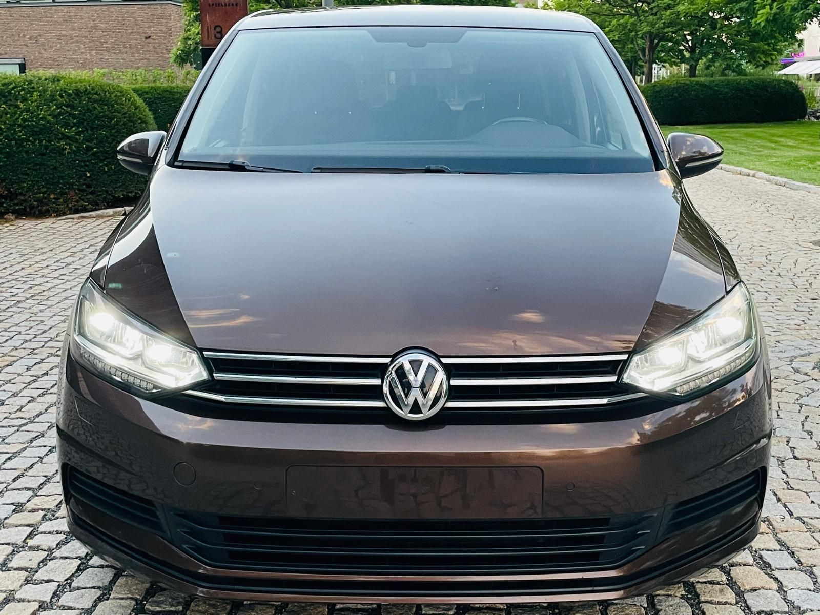 Volkswagen Touran, 1.6TDI MAN 7MIST LED SERVISKA - fotka 6