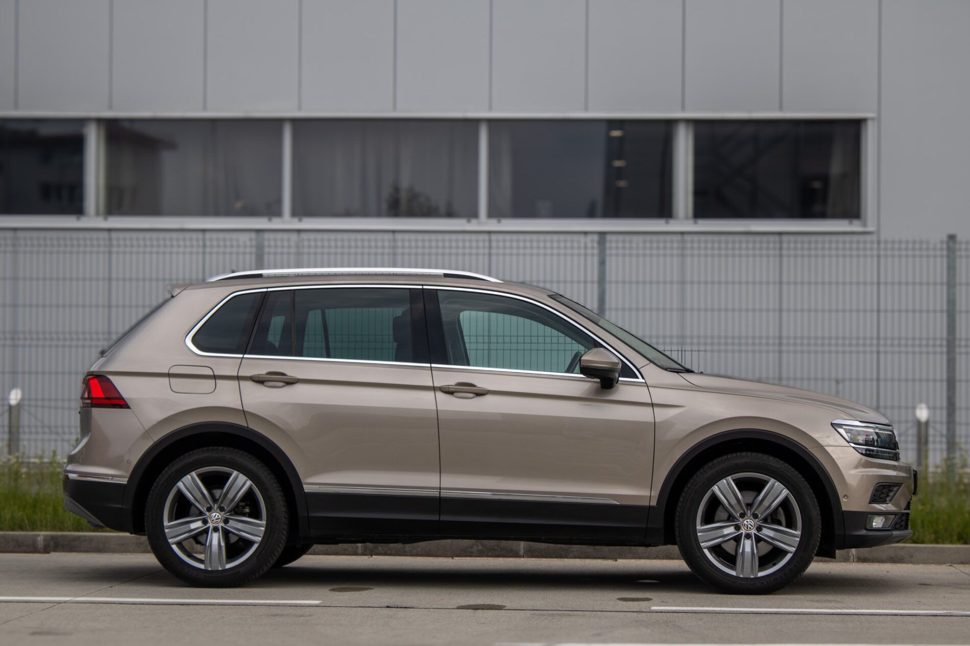 Volkswagen Tiguan - fotka 4