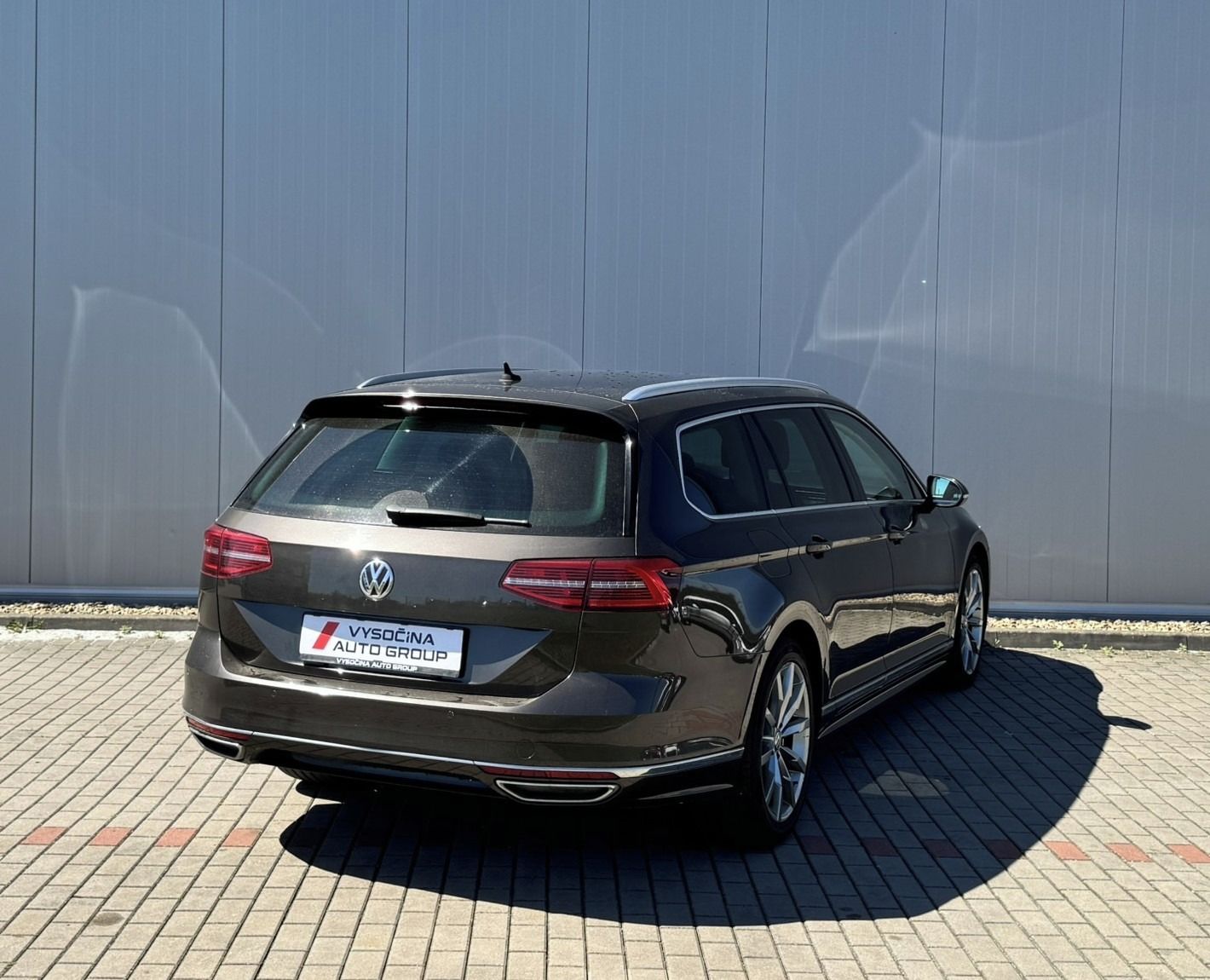 Volkswagen Passat, 2.0 TDi 110kW DSG7 R-line,ACC - fotka 4