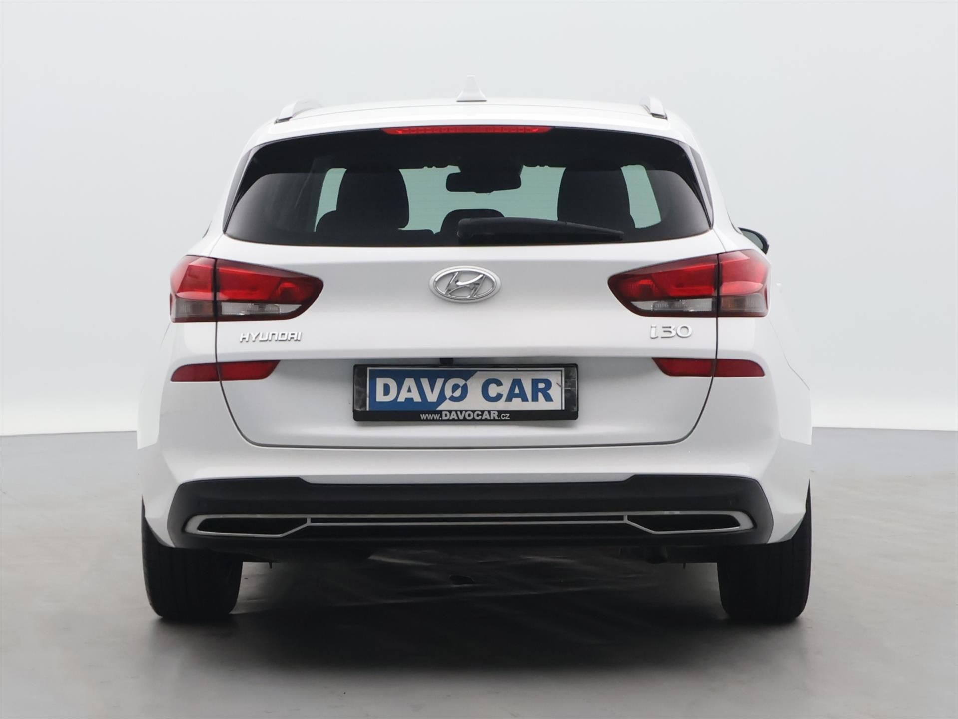 Hyundai i30, 1,6 CRDi 85kW Style Aut. CZ - fotka 6