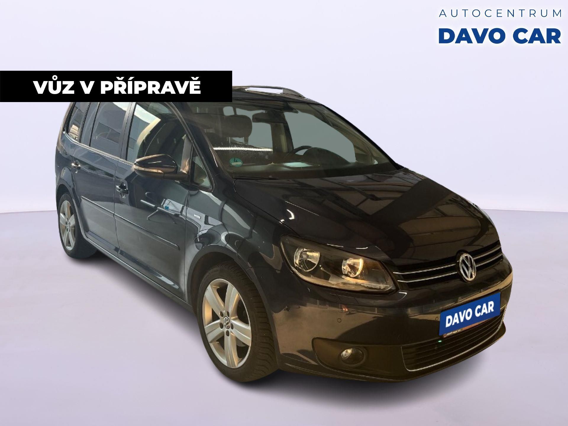 Volkswagen Touran, 1,6 TDI Cup Panorama Serv.knih - fotka 2