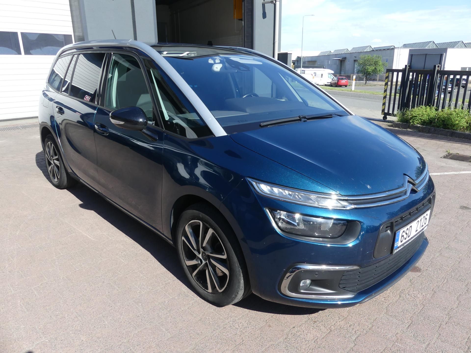 Citroën Grand C4 SpaceTourer, 2,0 BlueHDi EAT8 - fotka 3