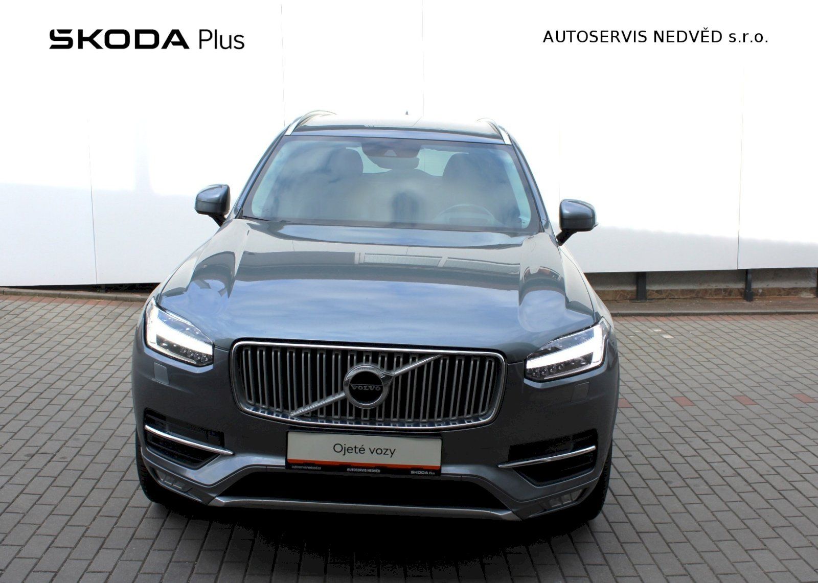 Volvo XC90, 2,0TD/173kW 4x4 , 8 AT Inscrip - fotka 4