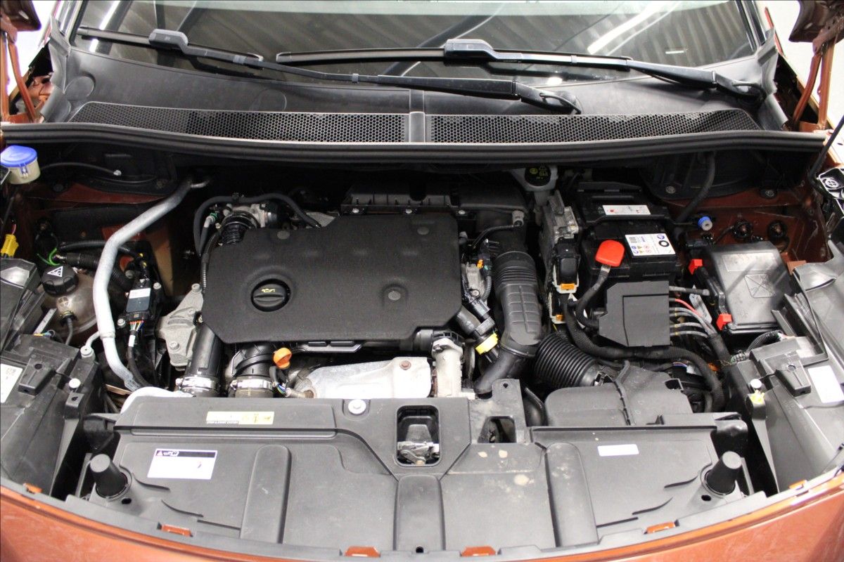 Peugeot 5008, 1,5 HDi 1.majitel CZ - fotka 6