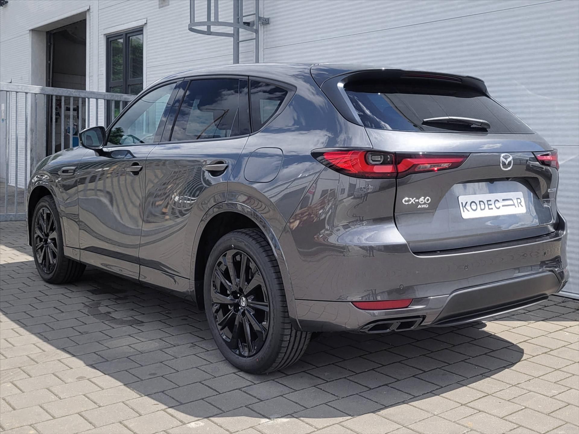 Mazda CX-60, 2,5 e-Skyactiv PHEV G327 8AT 4 - fotka 4