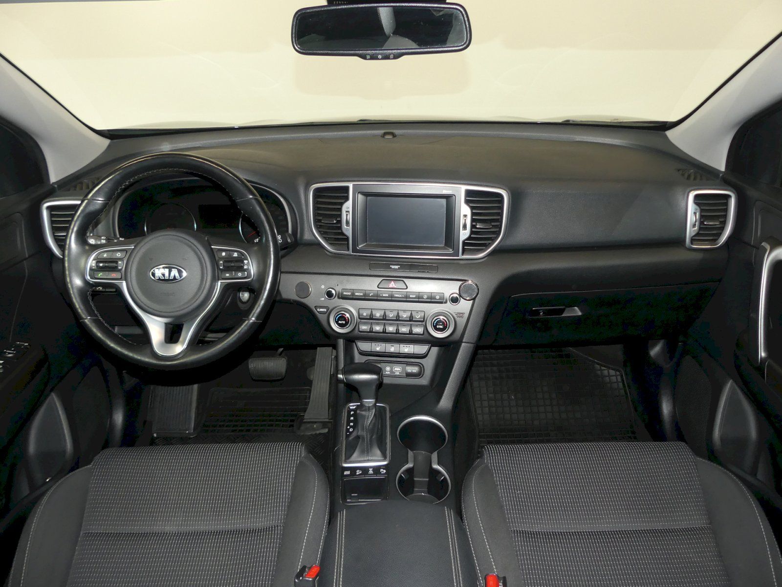 Kia Sportage, Exclusive CRDi DSG 2.0TSI 136k - fotka 5