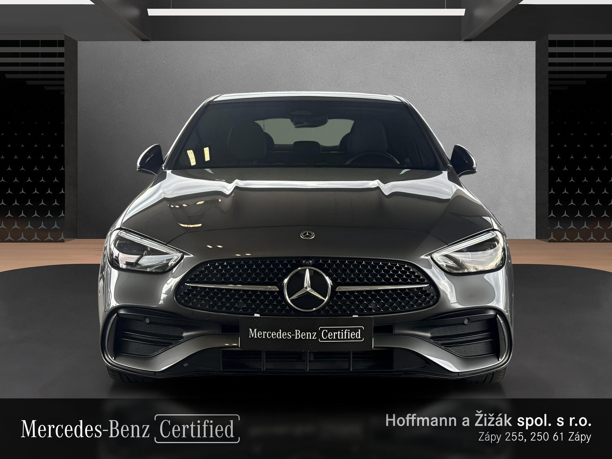 Mercedes-Benz Třídy C, 220d AMG Premium Plus - fotka 2