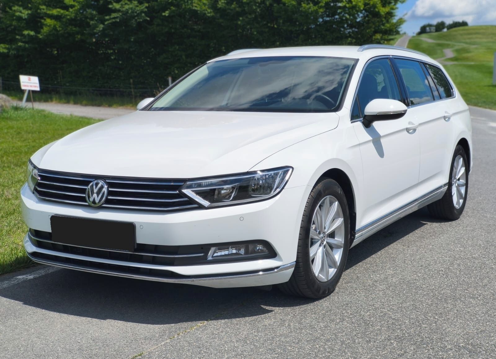 Volkswagen Passat, 1.5TSI 110kW/Manuál/ACC/1.Maj - fotka 2