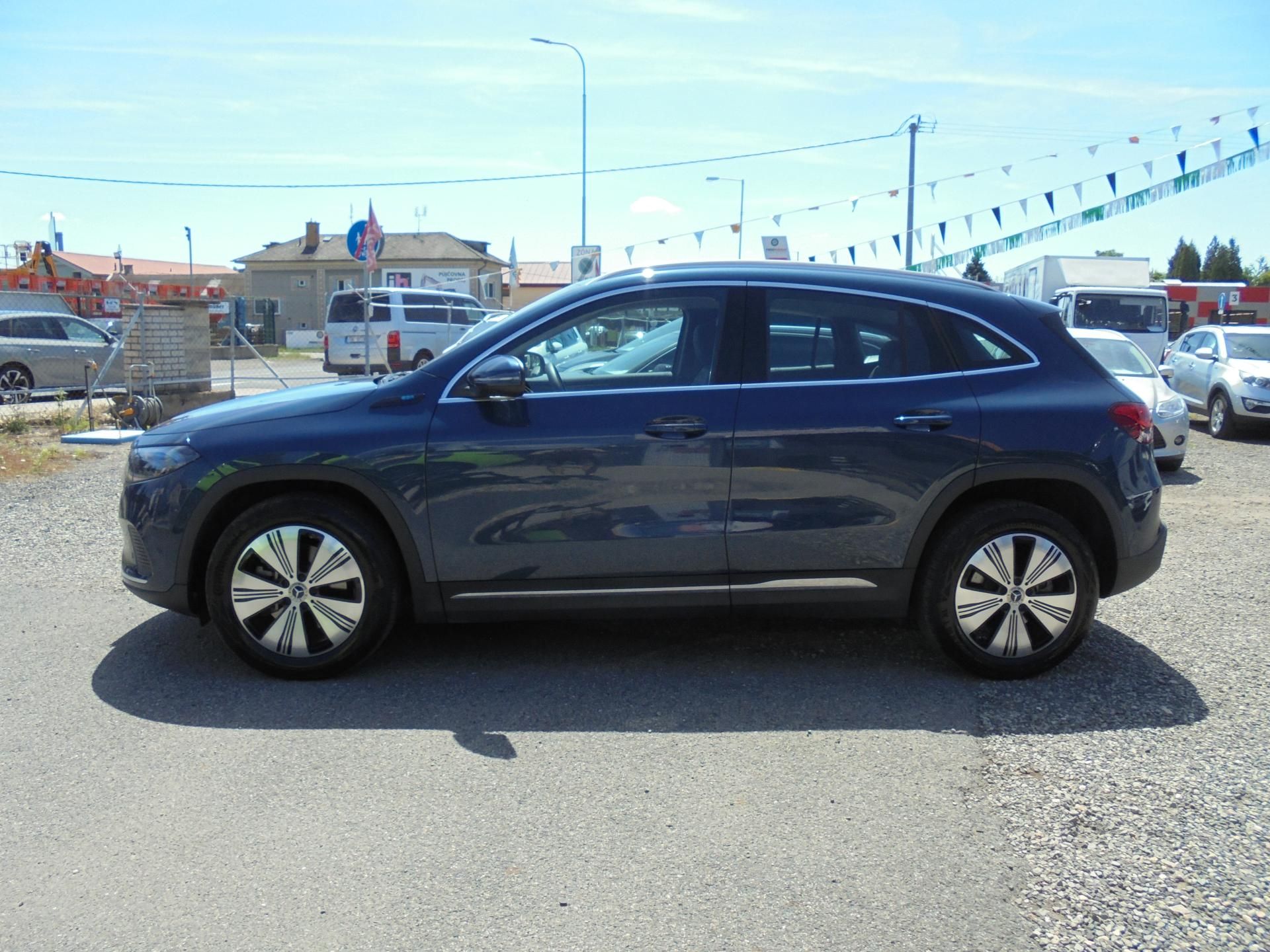 Mercedes-Benz EQA, 250- 17000 km- NAVIGACE- KŮŽE - fotka 4