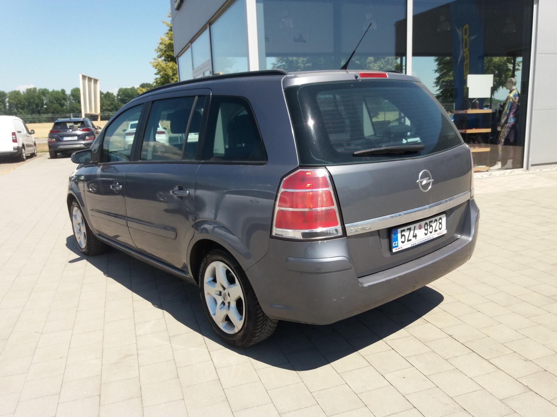 Opel Zafira, 1.6i, 7.MIST,KLIMA - fotka 6