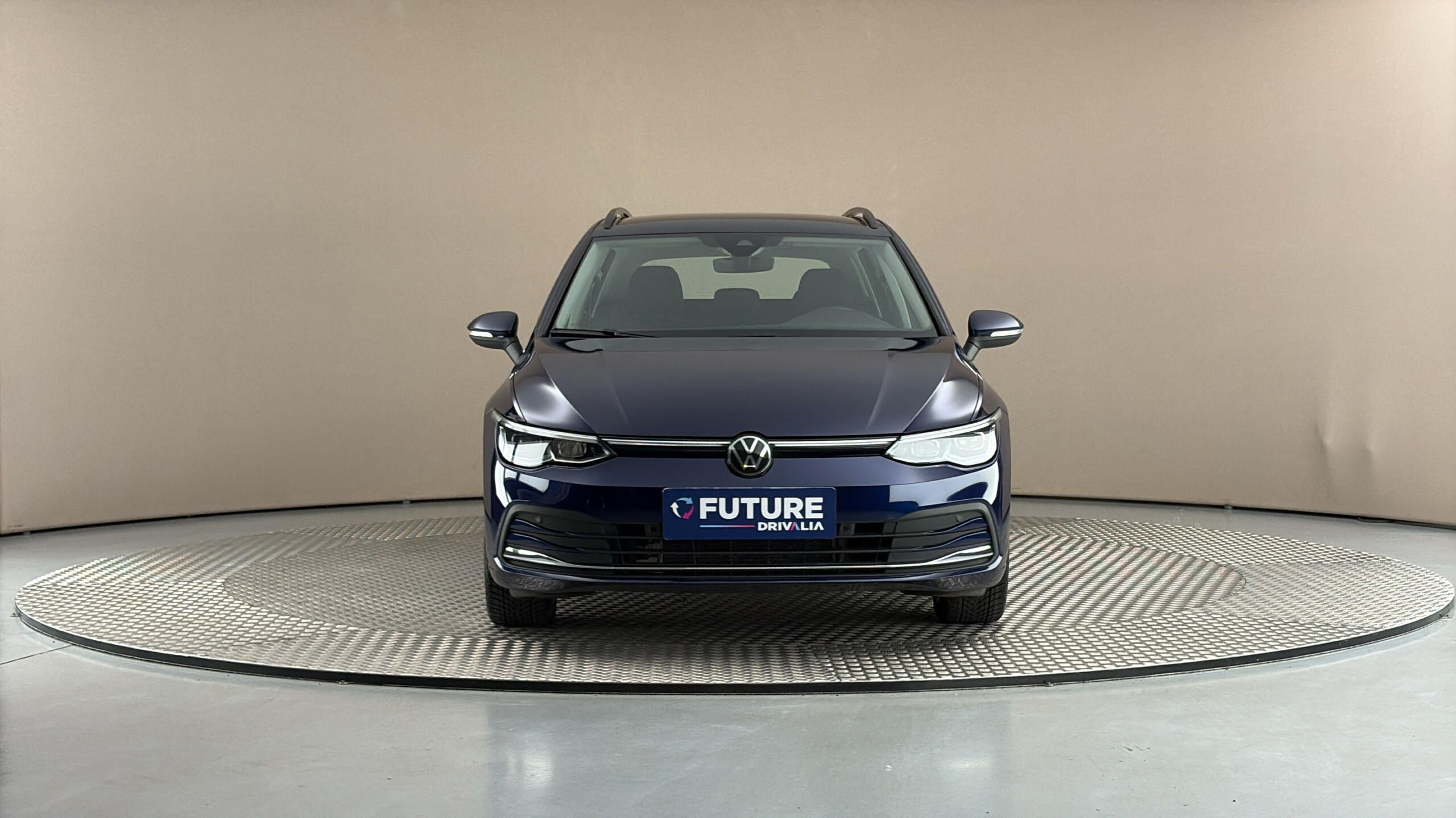 Volkswagen Golf, 1.5 TSI DSG Style Variant - fotka 3