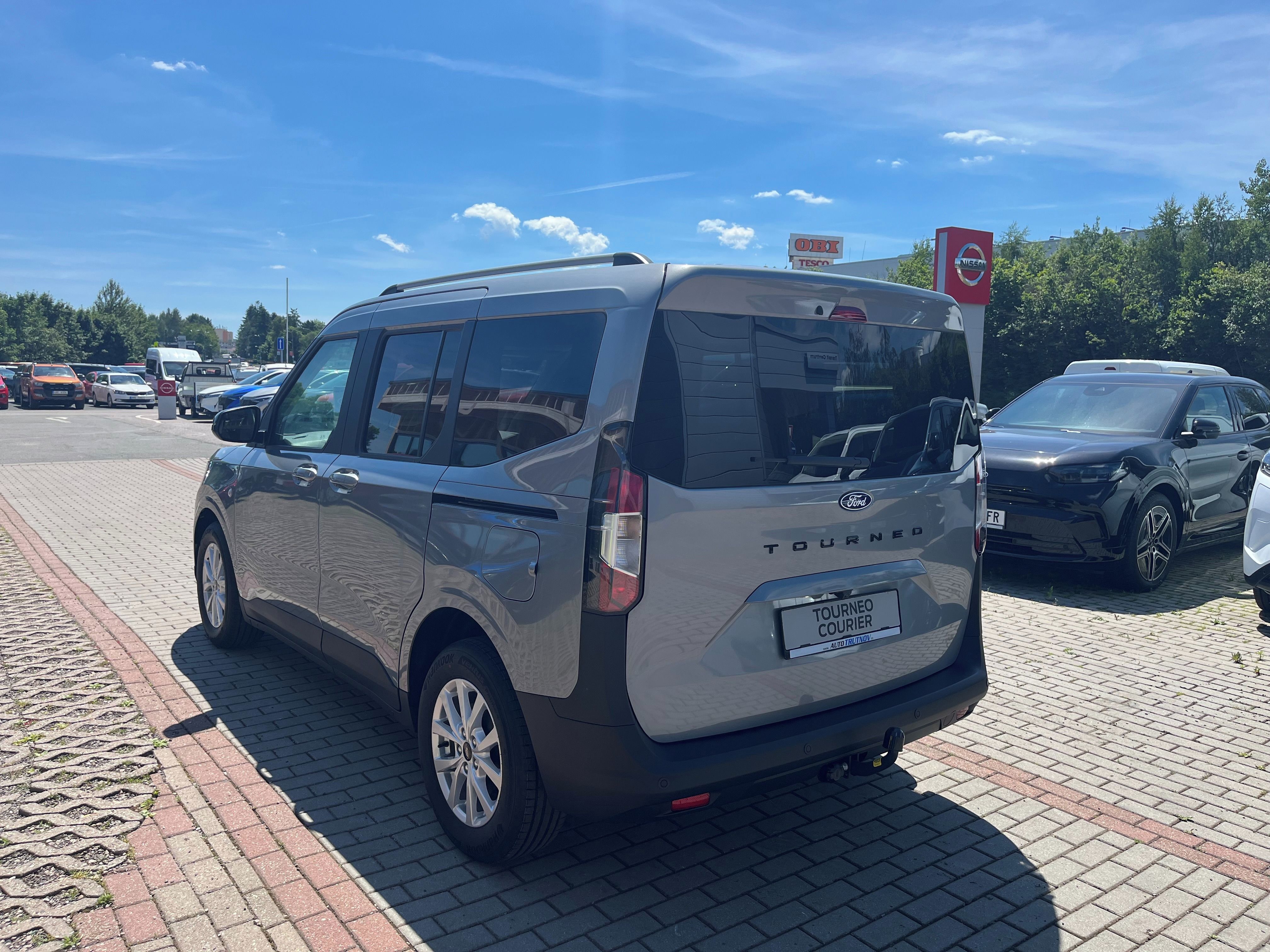 Ford Tourneo Courier, 1.0 EcoBoost 92 kW Titanium - fotka 3