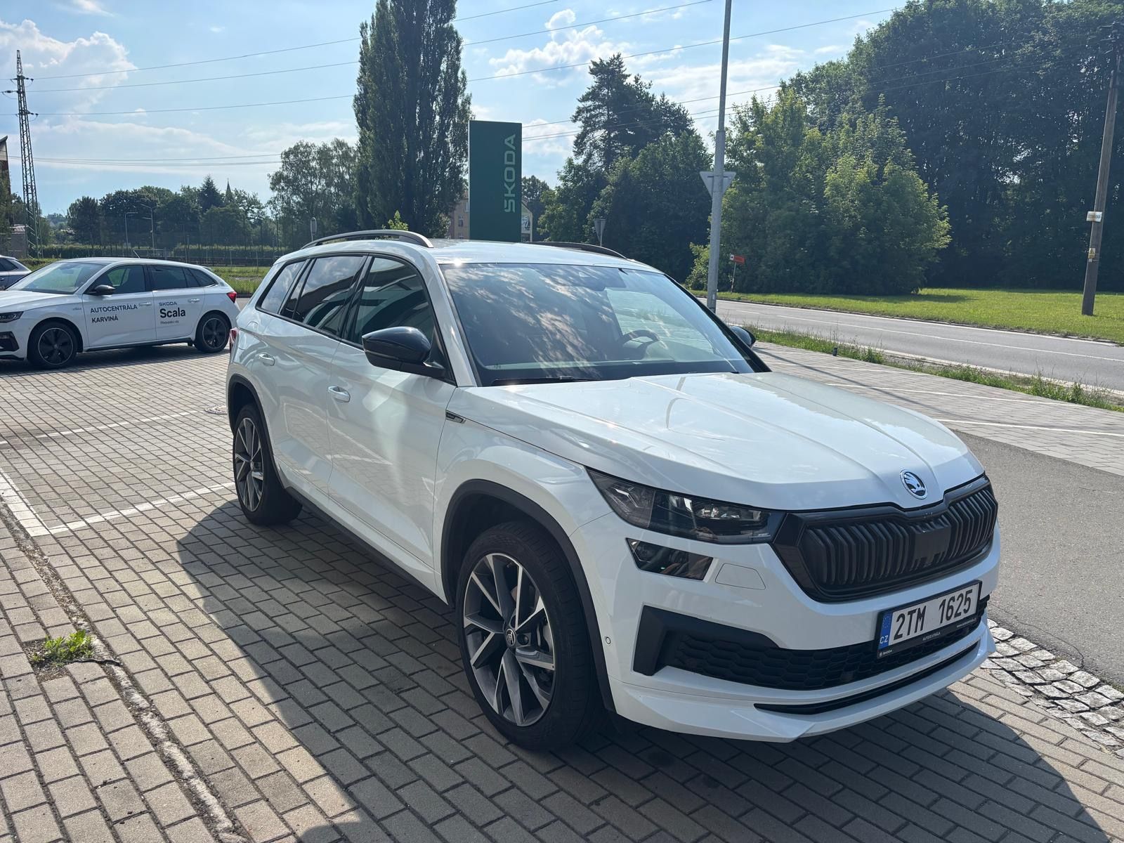 Škoda Kodiaq, 2.0 TDI 4x4 Sportline - fotka 6