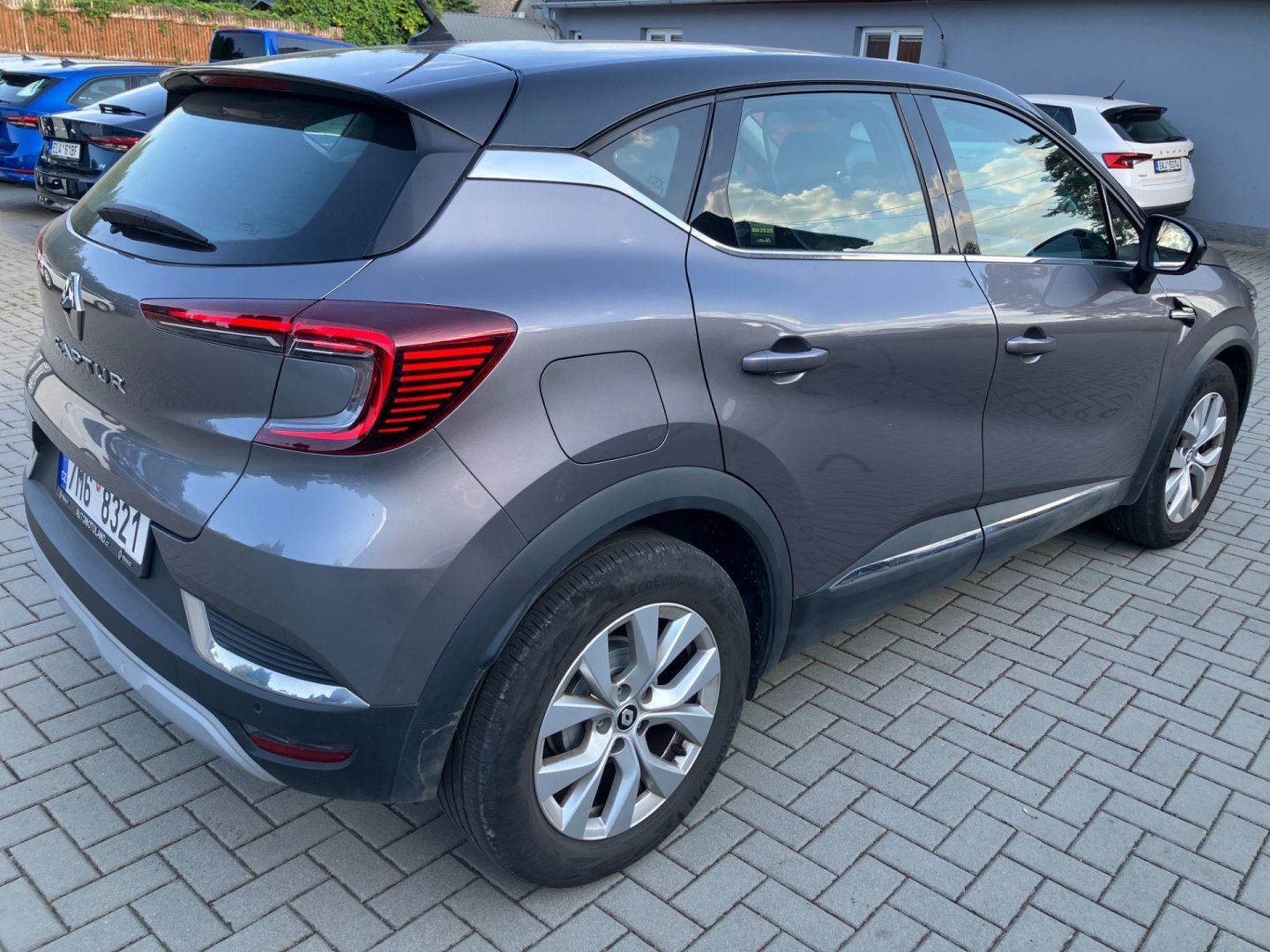 Renault Captur, INTENS TCE 140 EDC 1.MAJ.ČR - fotka 6
