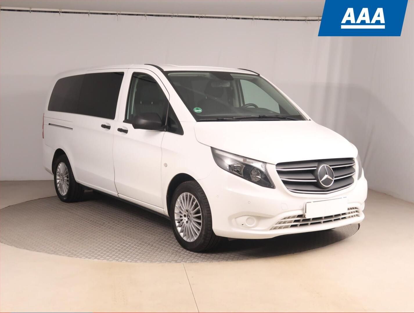 Mercedes-Benz Vito, 114 CDI, Tourer/L, 9 míst