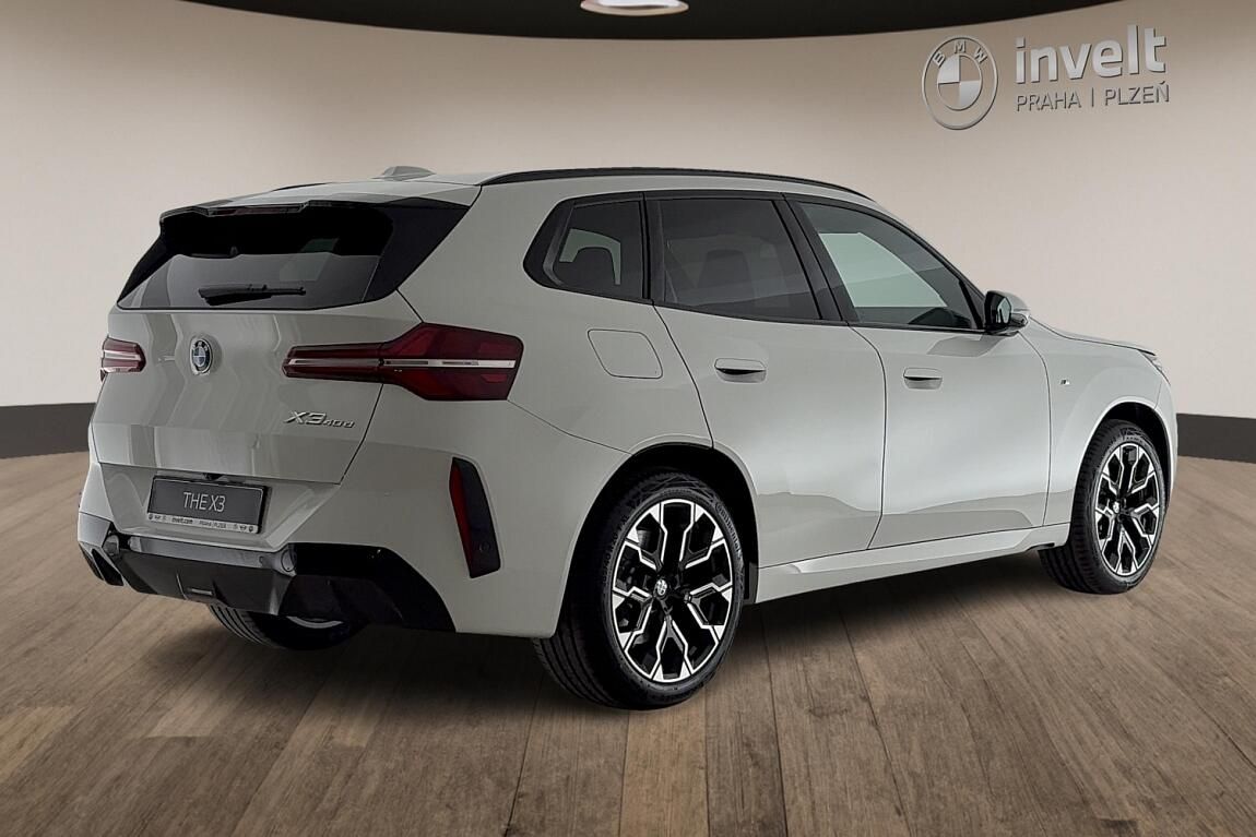 BMW X3, xDrive40d - fotka 3