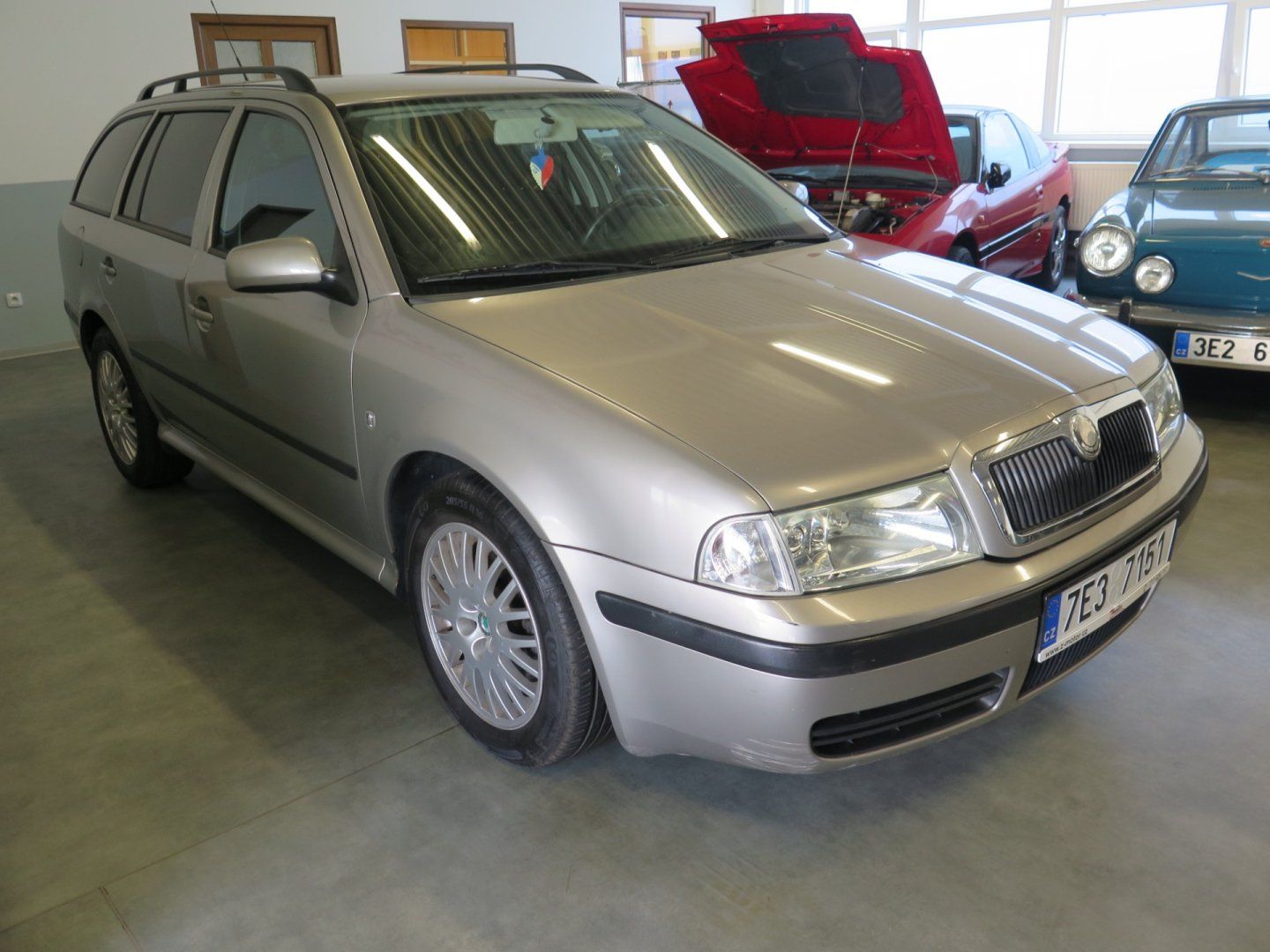 Škoda Octavia, 1.9TDI 74kW,tažné,klima - fotka 5
