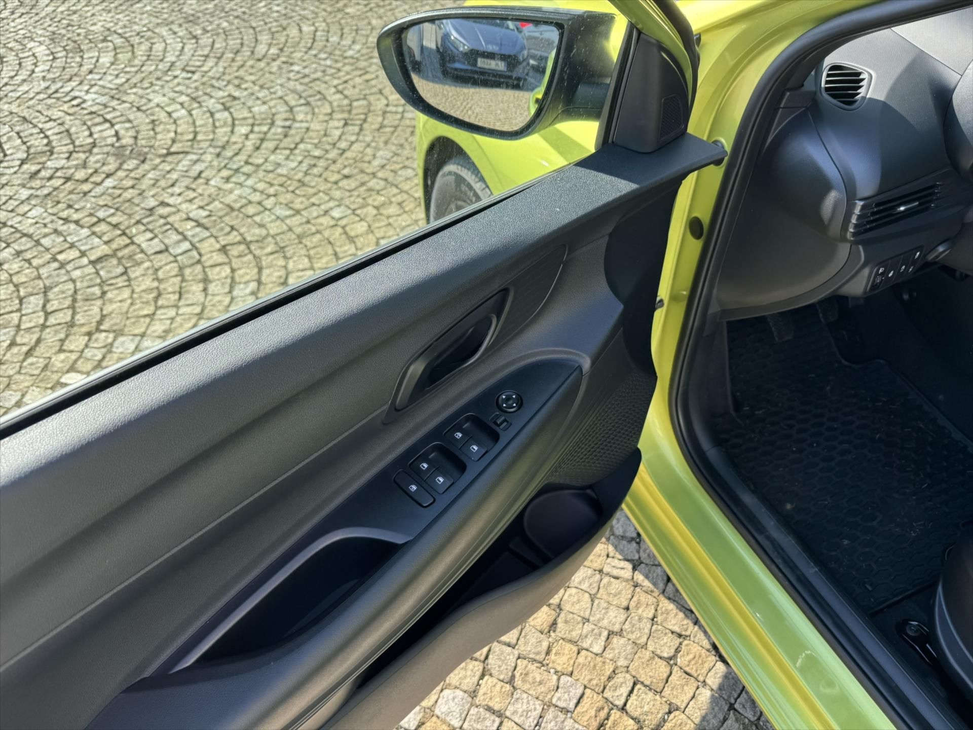 Hyundai i20, 1,0 26 1,0 T-GDI MT GO PLUS! - fotka 6