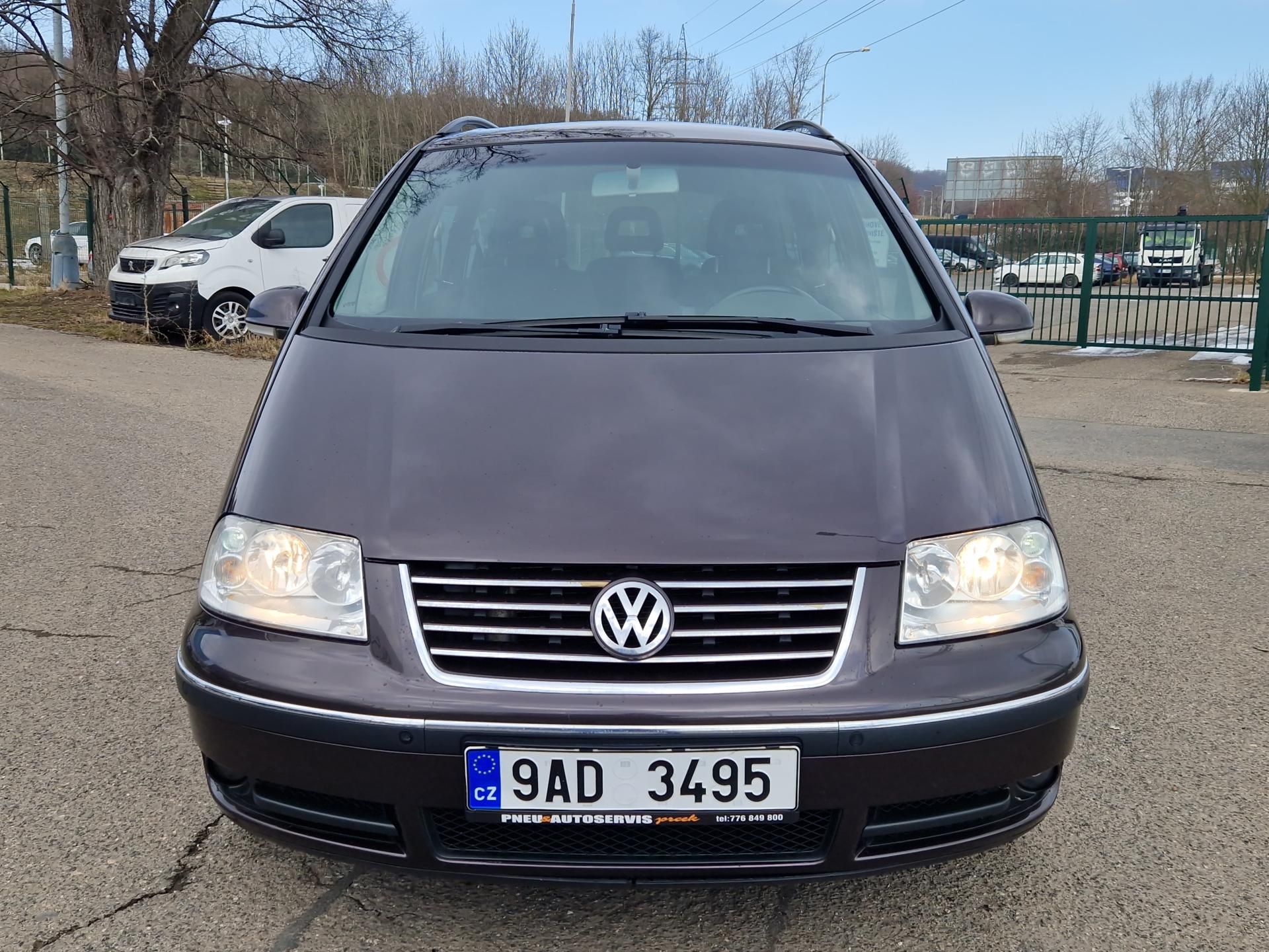 Volkswagen Sharan, 2,0TDi na splátky všem! 7míst - fotka 2