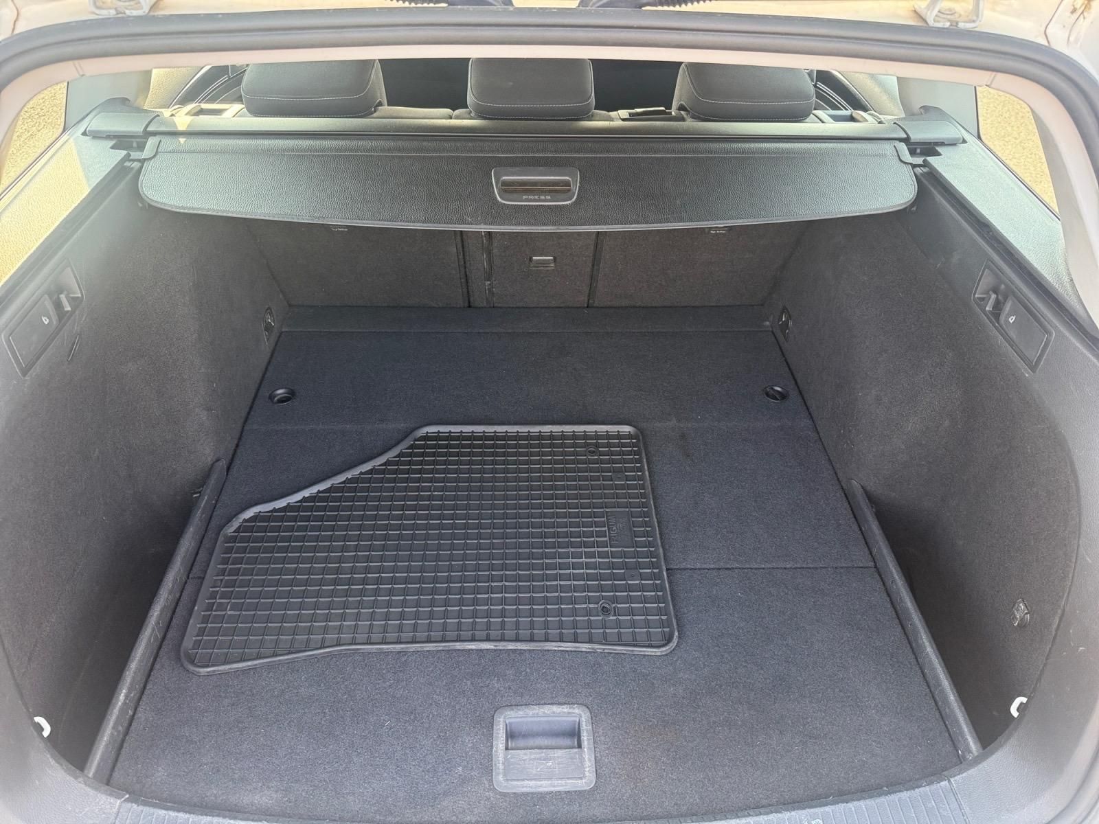 Volkswagen Golf Variant, HIGHLINE 1.5TSI 110kW CZ DPH - fotka 6