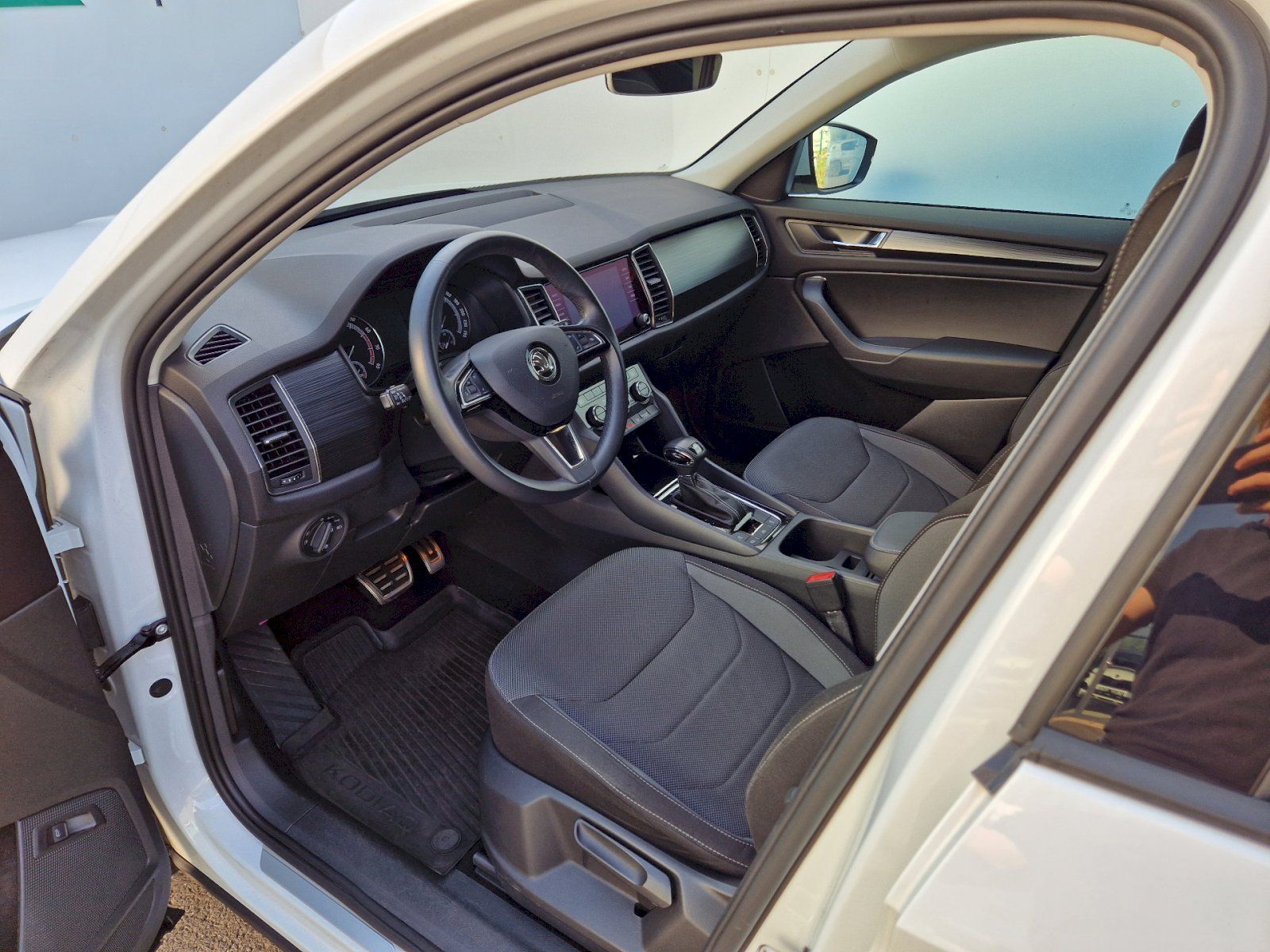 Škoda Kodiaq, 2.0TSI 132kW DSG 4x4 Ambition - fotka 6