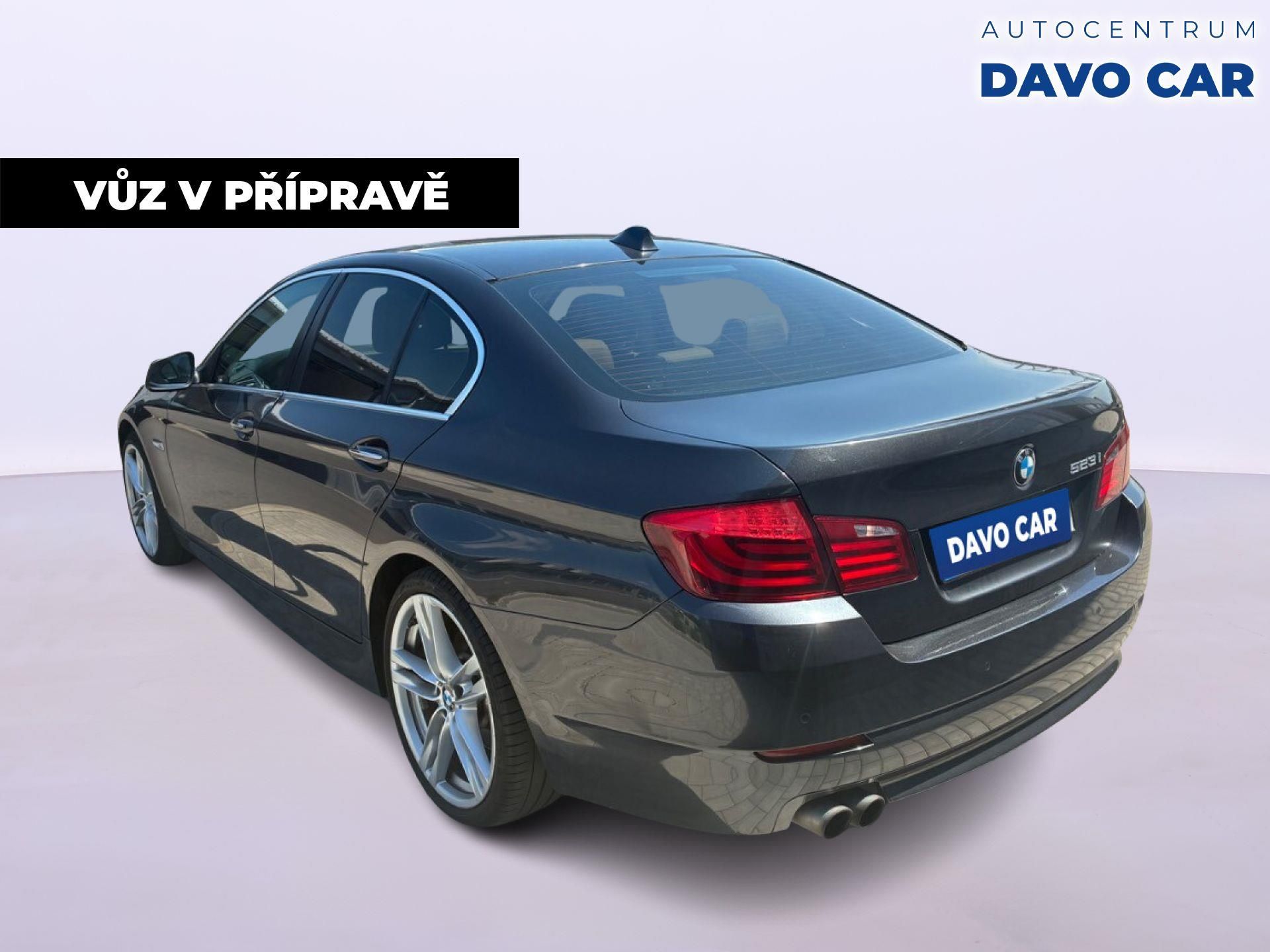 BMW Řada 5, 3,0 523i 150kW - fotka 4