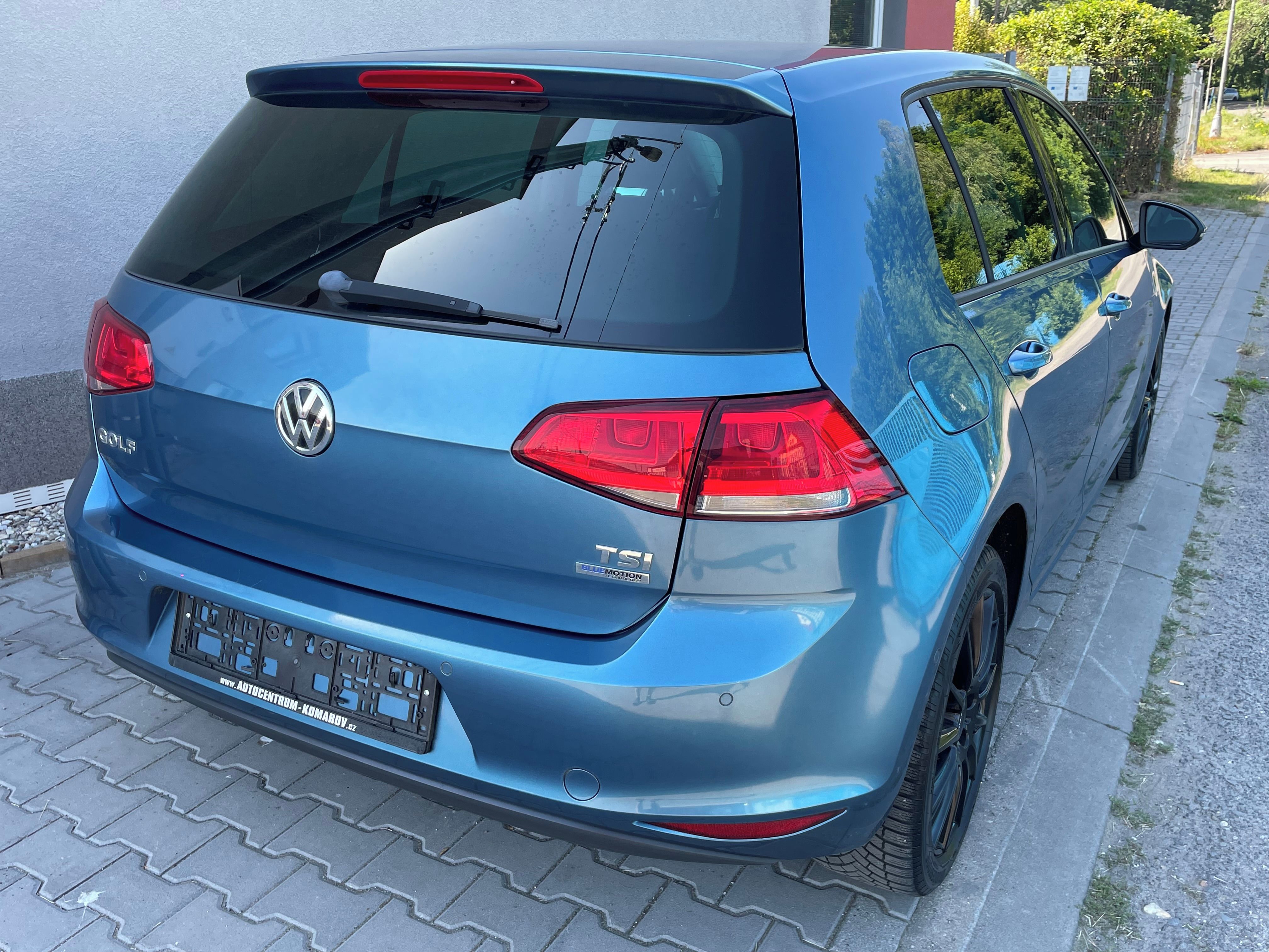 Volkswagen Golf, 1.2 TSI Serv.kniha 1.Majitel - fotka 5